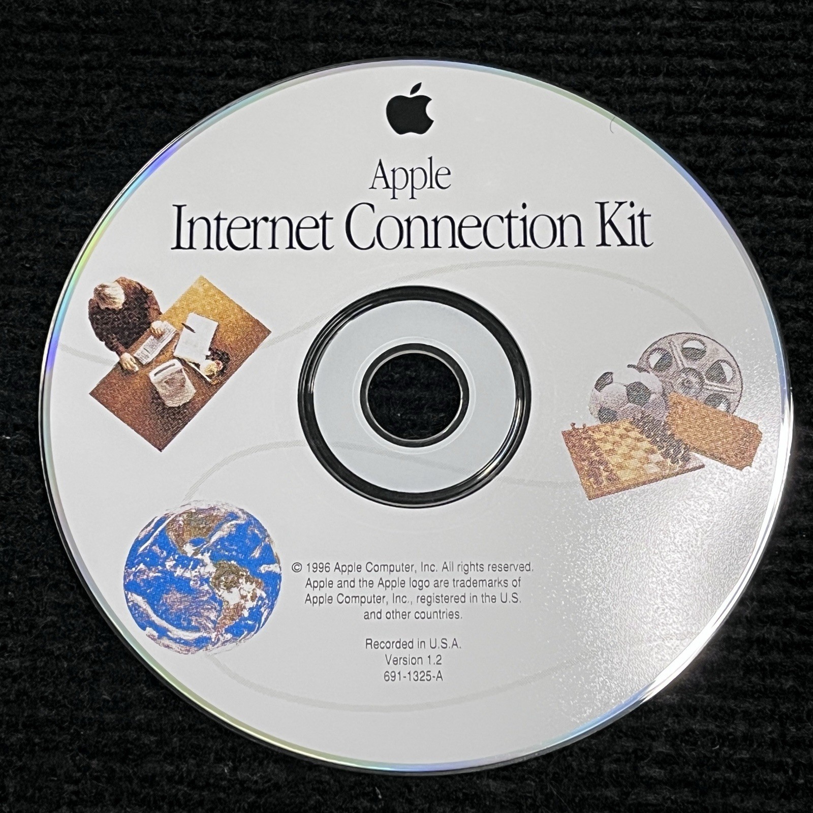 VTG Apple Internet Connection Kit on CD ©1996 p.n. 691-1325-A Ver 1.2