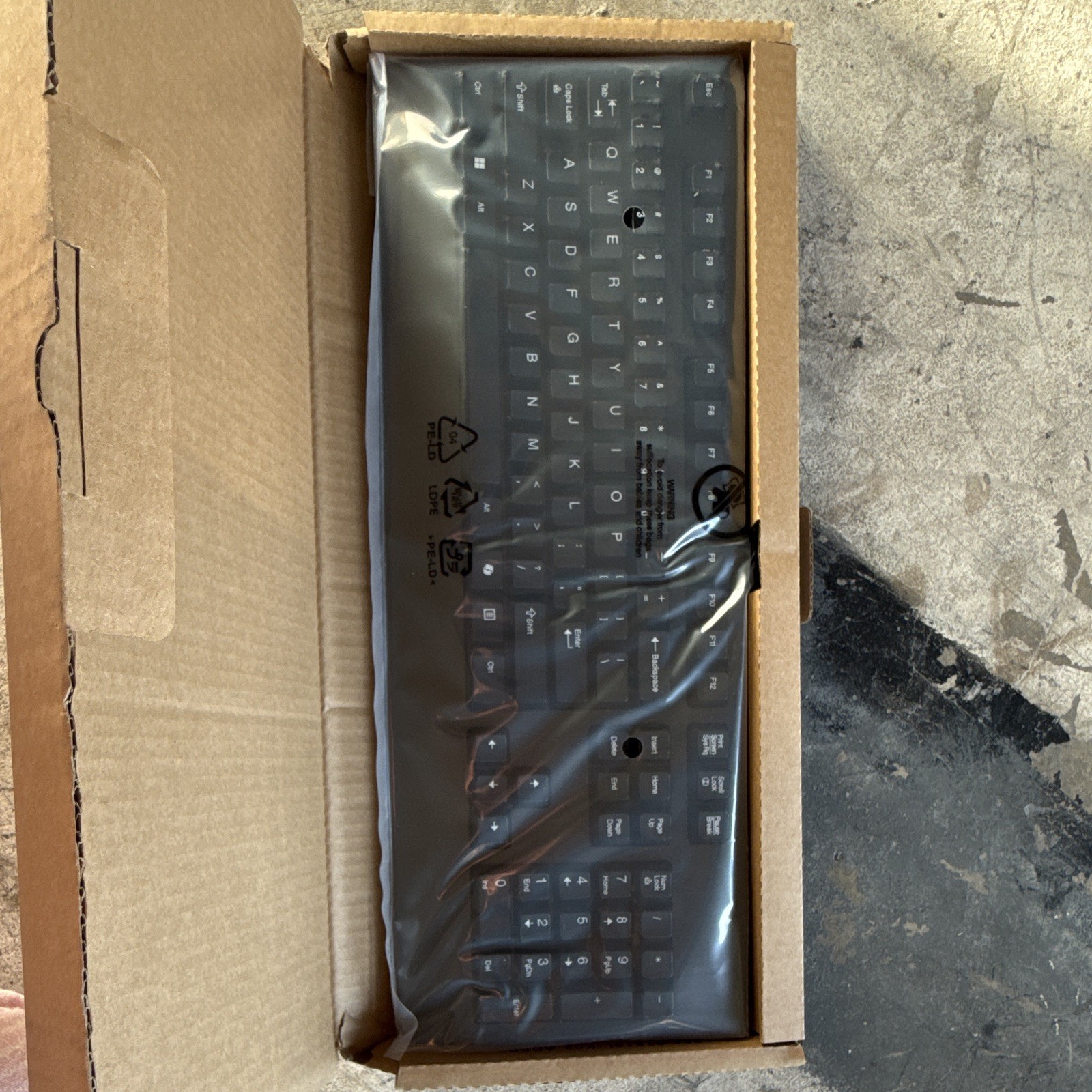 Lenovo SK-8825 Wired USB Black Full-Size English QWERTY Multimedia Keys