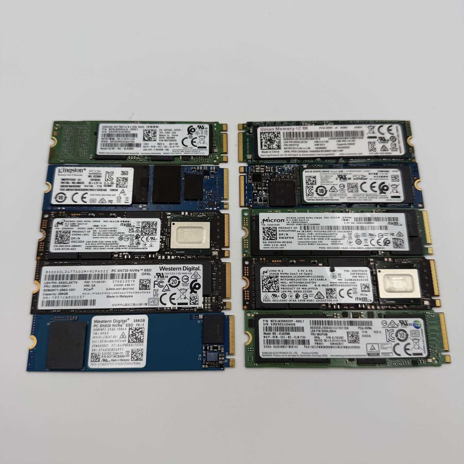 Lot of (10) Mixed Brand 256GB NVMe 2280 Form Factor Solid State Hard Drives