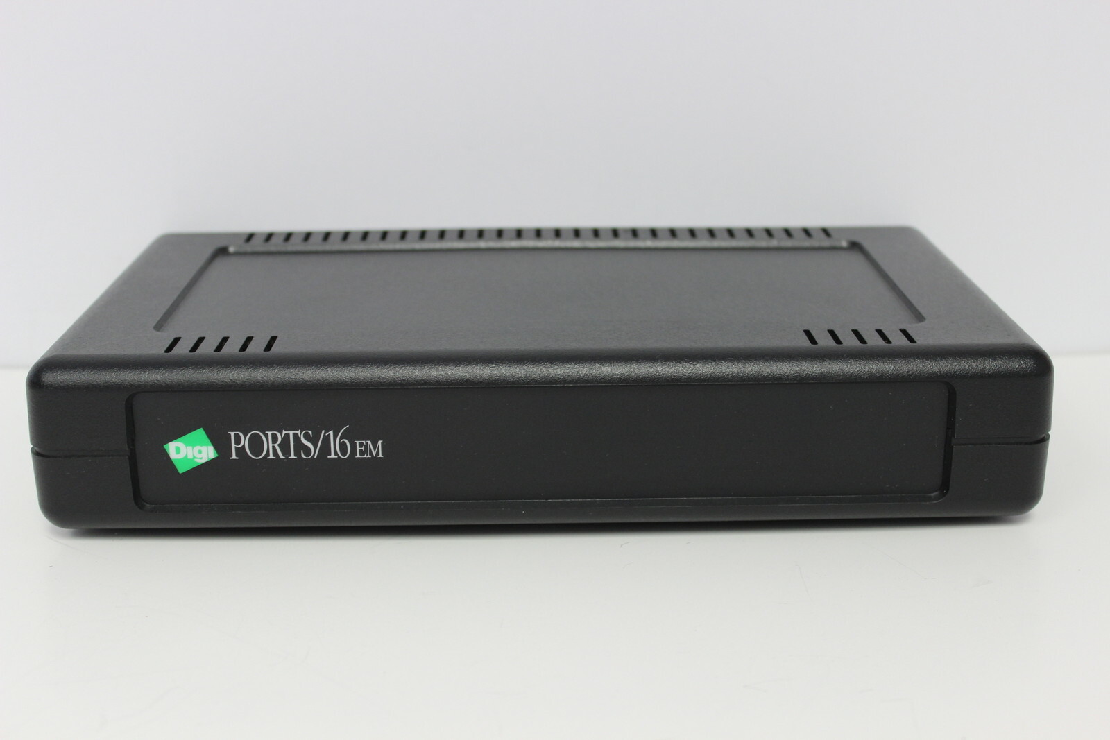 DIGI 50000459-01  PORTS/16EM RJ45 CONCENTRATOR 16 PORT RJ45  WITH WARRANTY