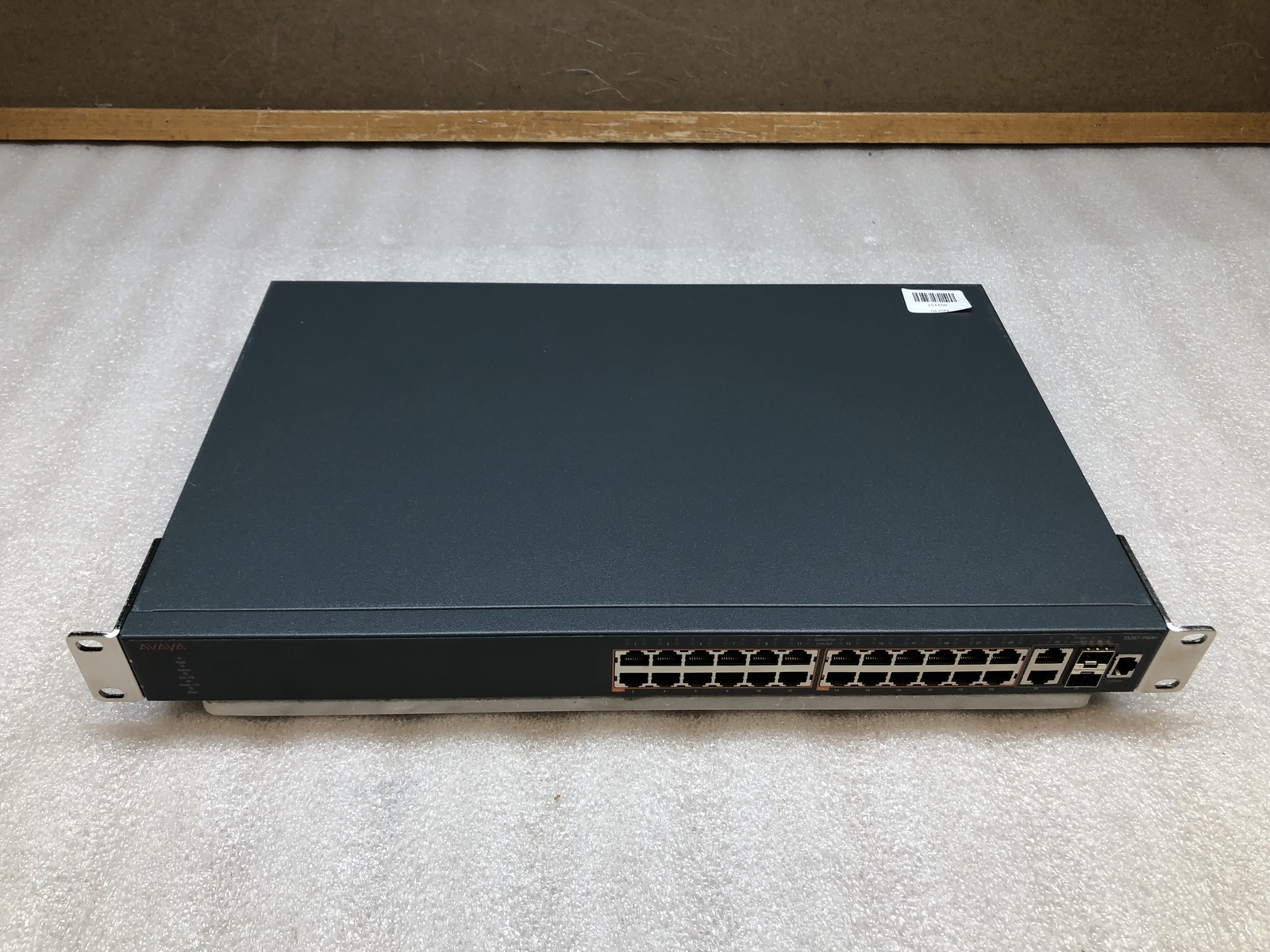 Avaya 3526T-PWR+ 24-Port 10/100 PoE+ Ethernet 2xSFP 1Gbe Network Switch