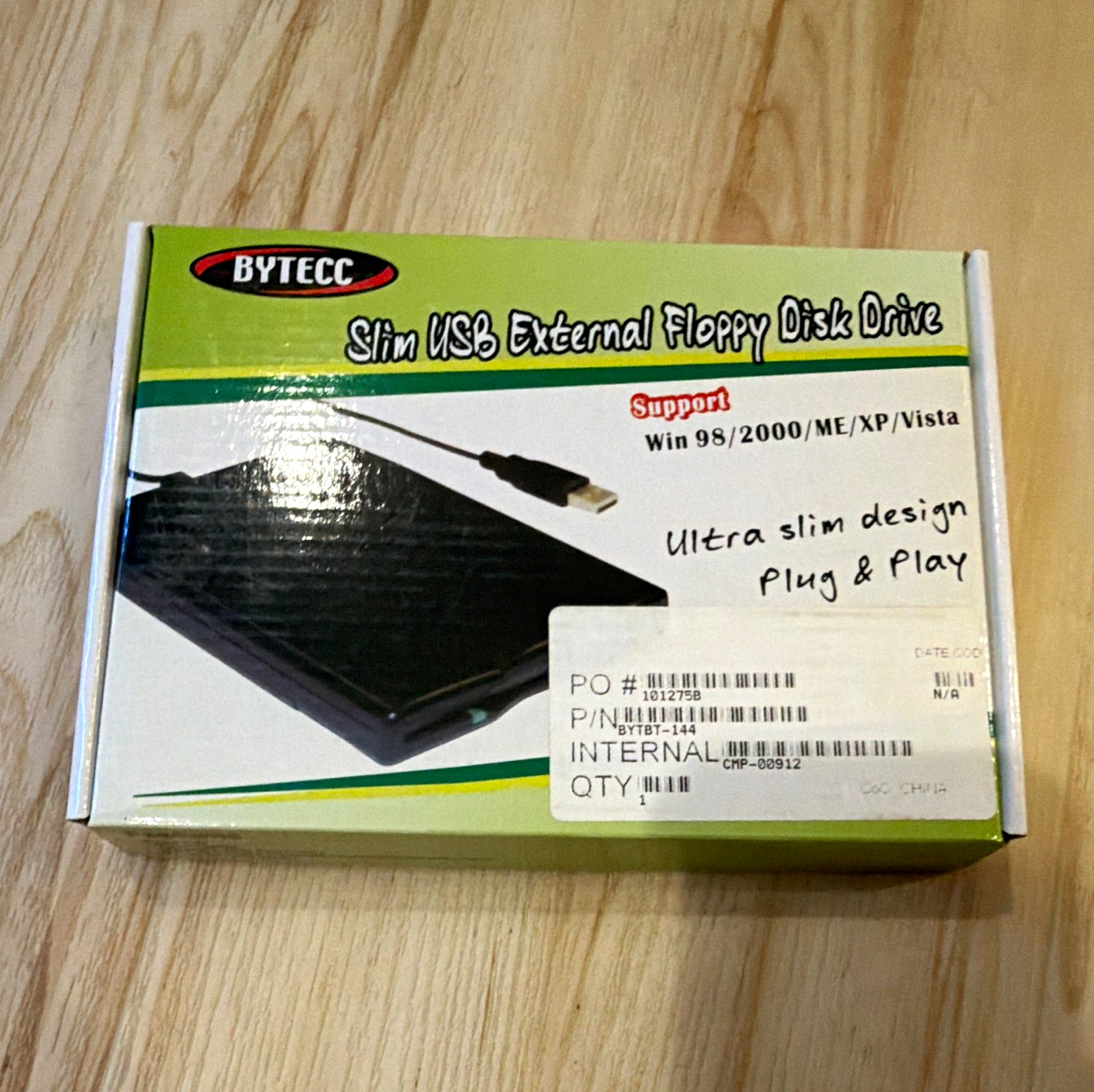 BYTECC BT-144 Slim USB External Floppy Drive Plug & Play USB-Powered Black