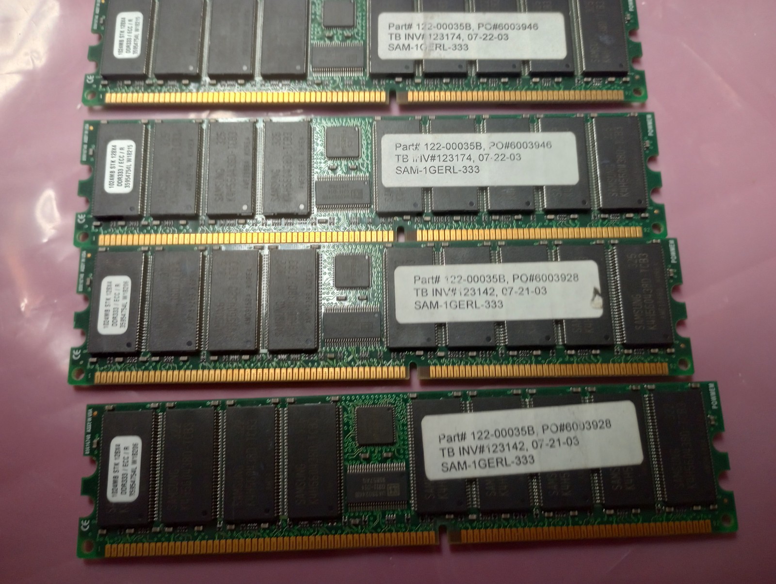 Generic 4GB 1Rx4 PC2-3200R-333 (128x4)  ECC MEMORY (Match set 4) Samsung chips