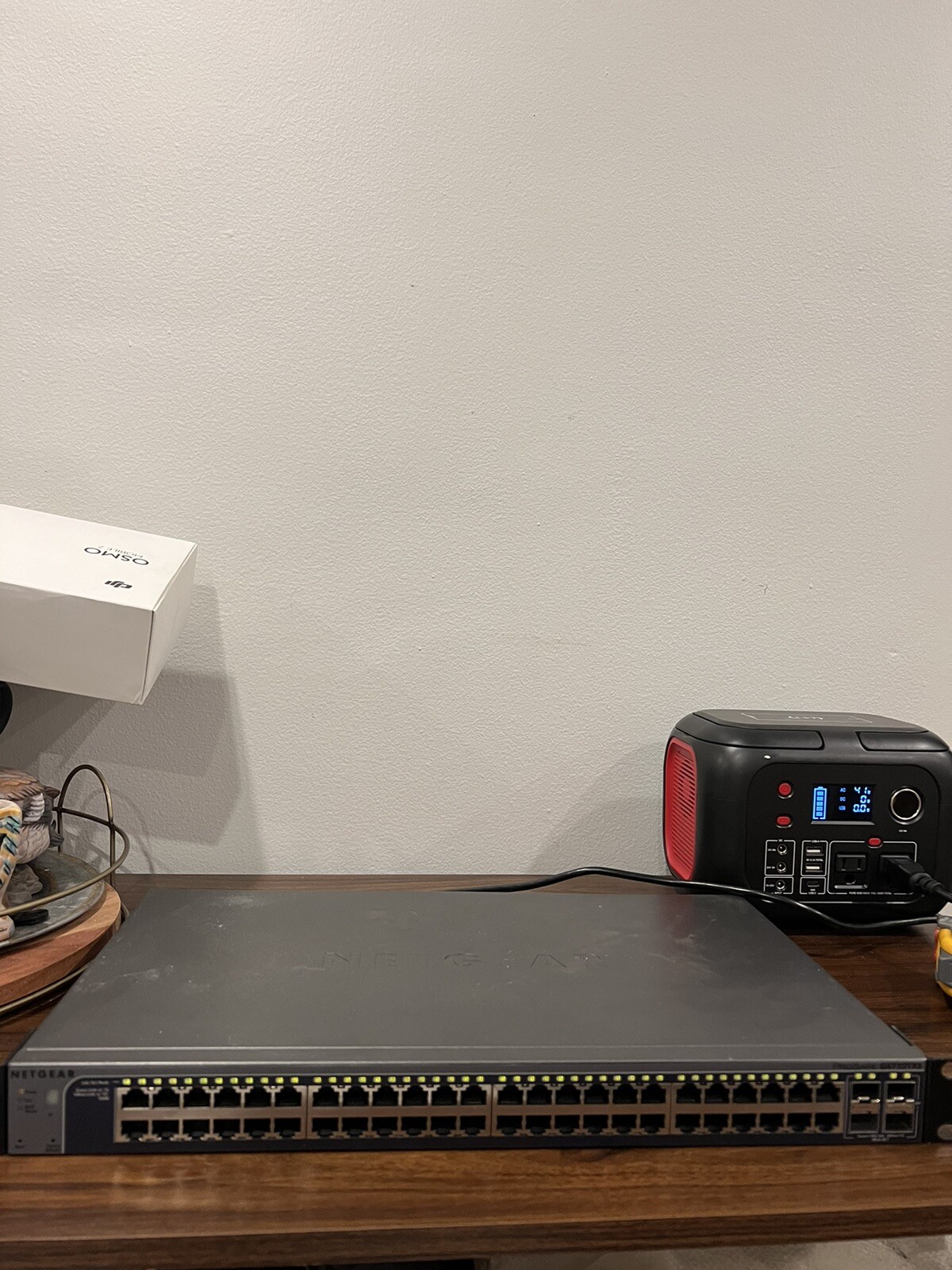 NetGear GS752TXS 52Port Gigabit Ethernet Stackable Smart Switch 4SFP+ 10G #L437