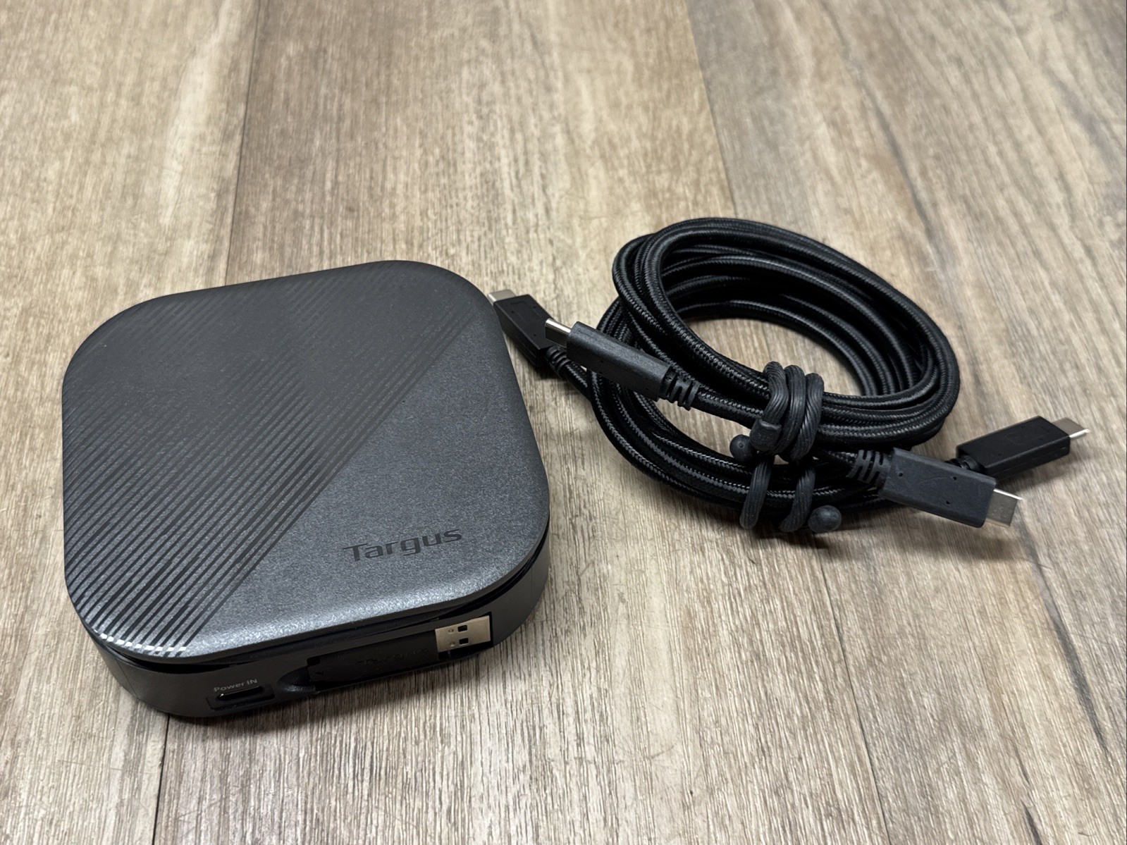 Targus USB-C Universal Dual HD Docking Station with 80W PD Pass-Thru