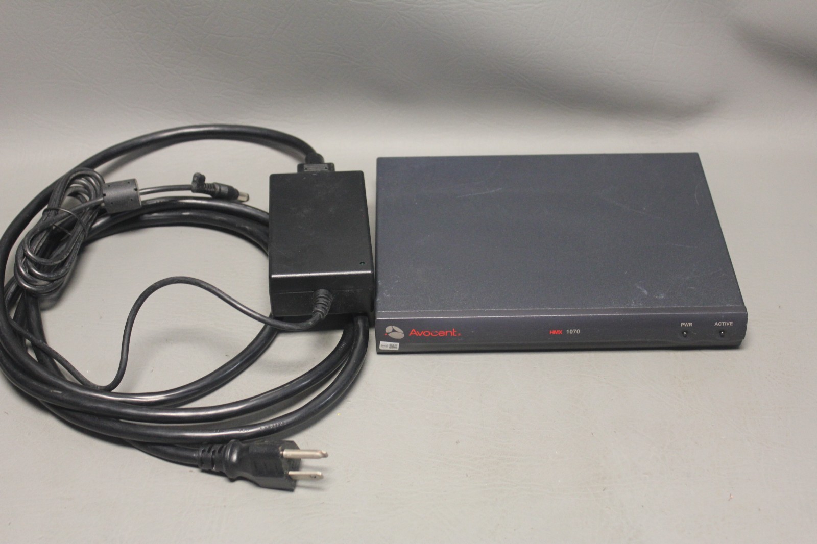 AVOCENT HIGH PERFORMANCE KVM SYSTEM WITH POWER SUPPLY HMX 1070 510-149-501