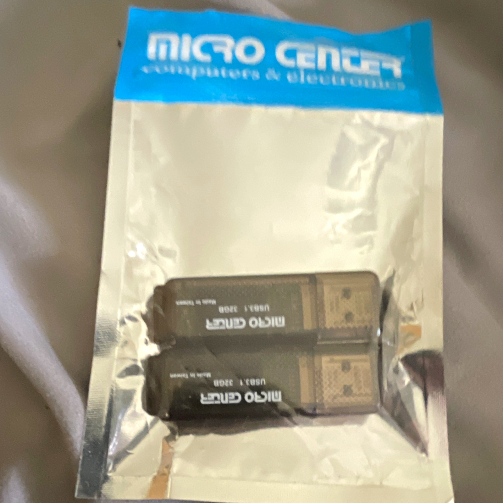 Micro Center 32GB USB3.0 USB-A Flash Drive Black Removable 2 Pack
