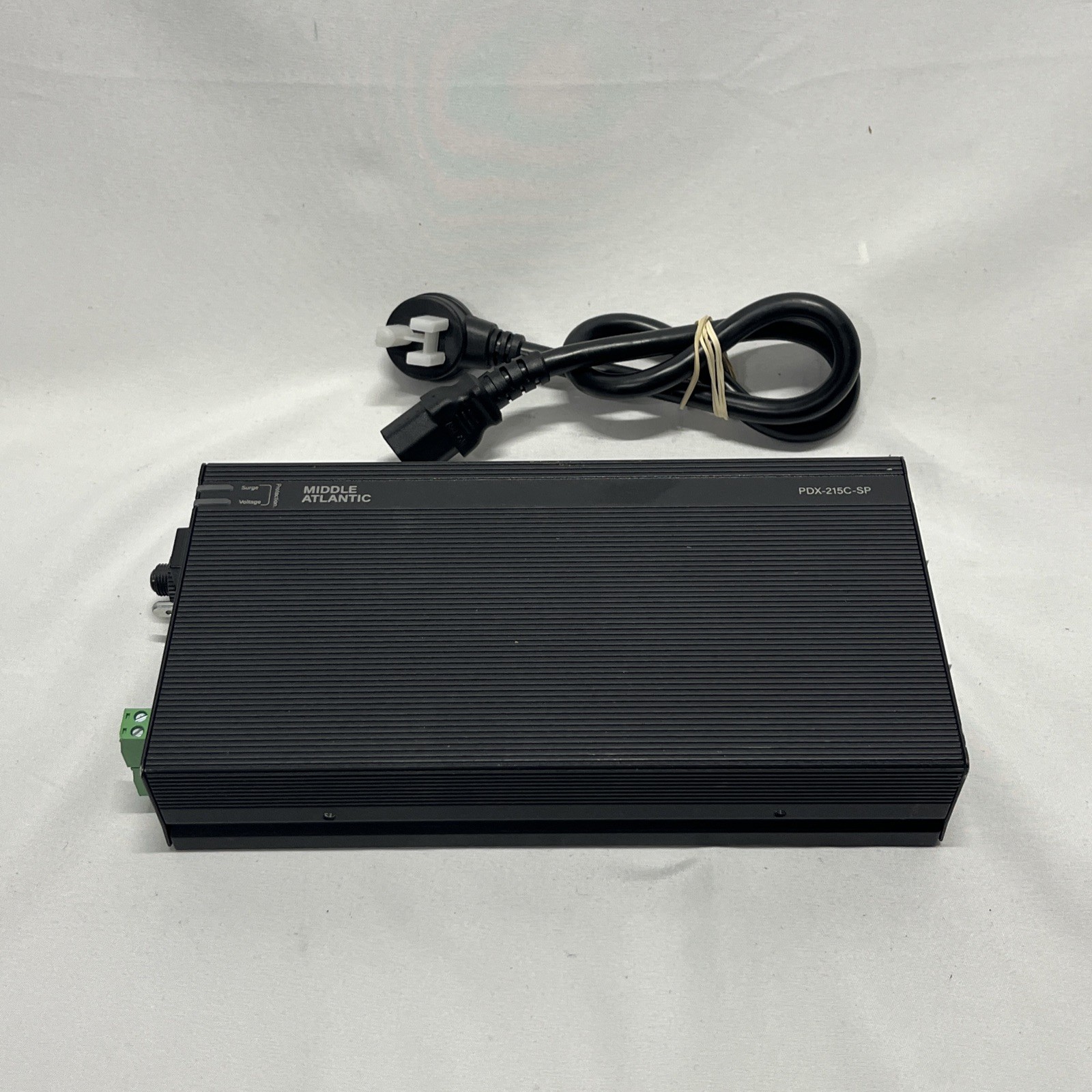 Middle Atlantic PDX-215C-SP NEXSYS Series Compact Power Distribution Unit