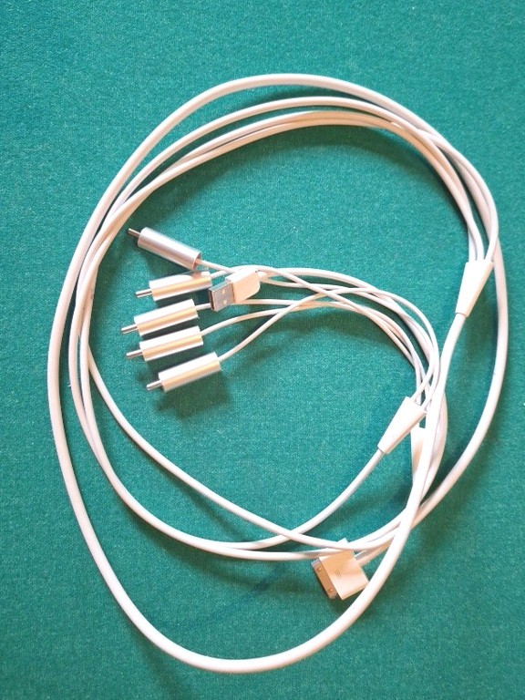 Apple Genuine Component AV Cable w/ USB