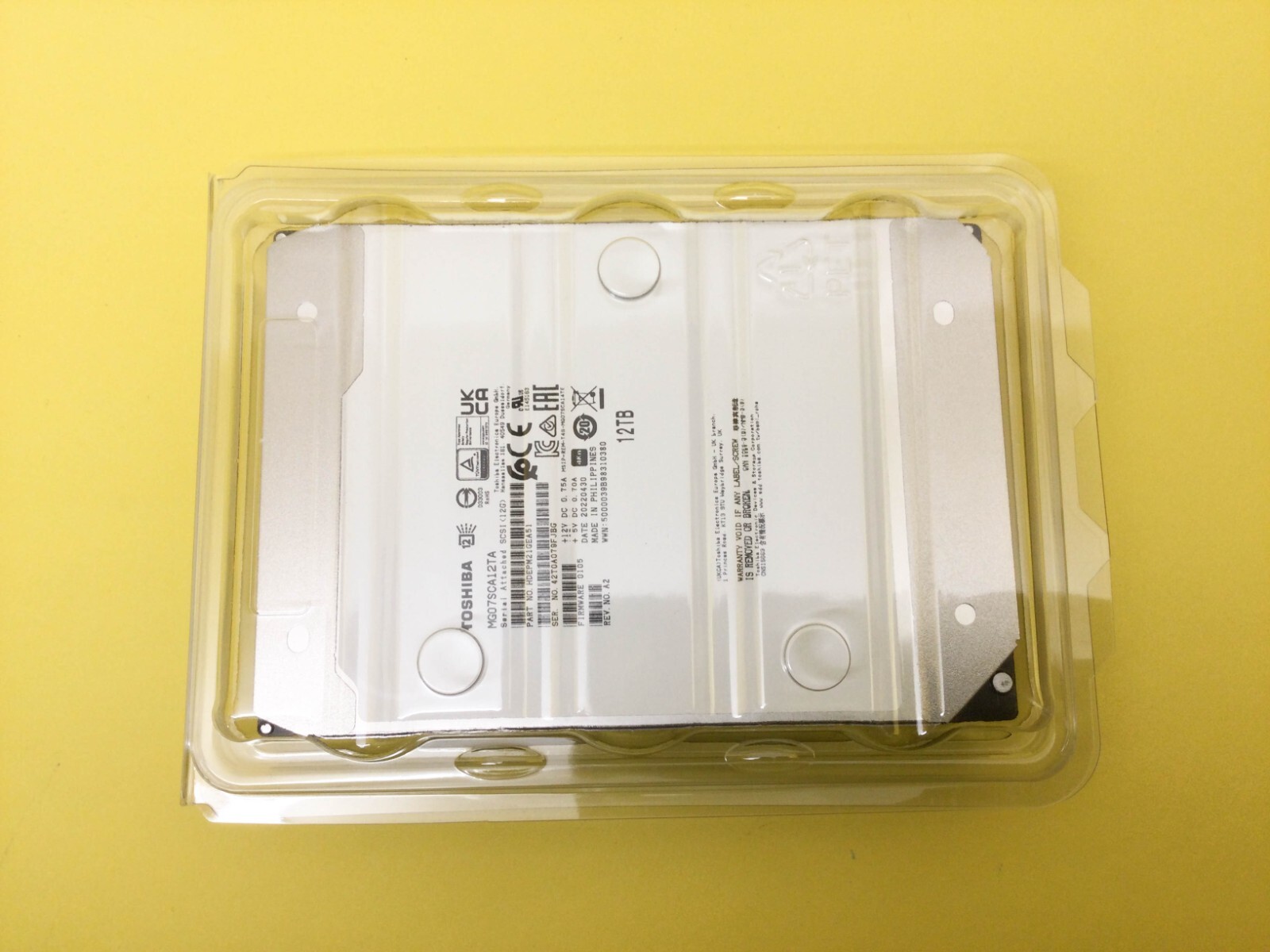 Toshiba 12TB 7200 RPM SAS 12Gbps 3.5'' 4Kn HDD MG07SCA12TA New