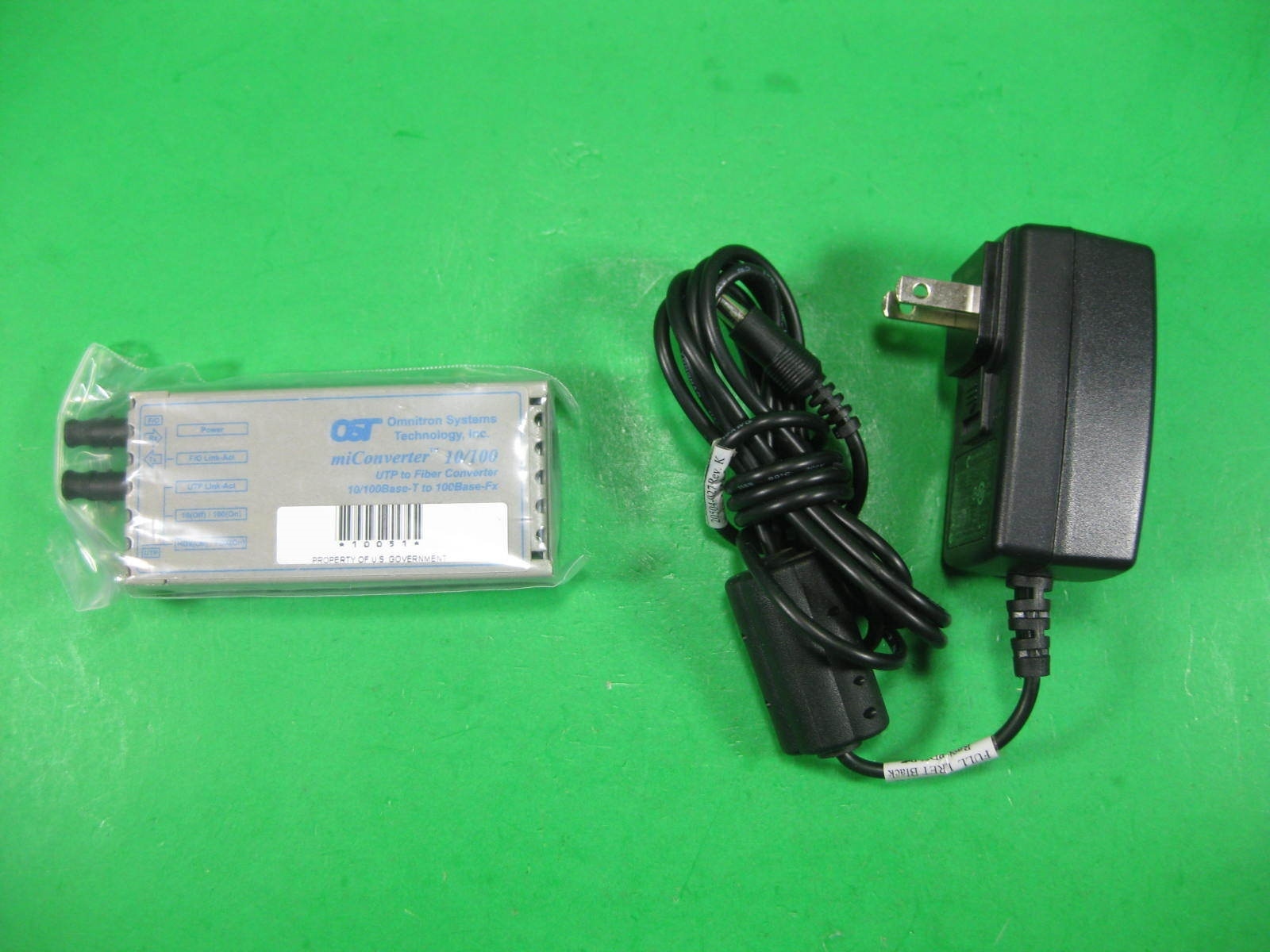 Omnitron OST miConverter 10/100 10/100 Base-T to 100Base-Fx -- 1100-0-1 -- Used