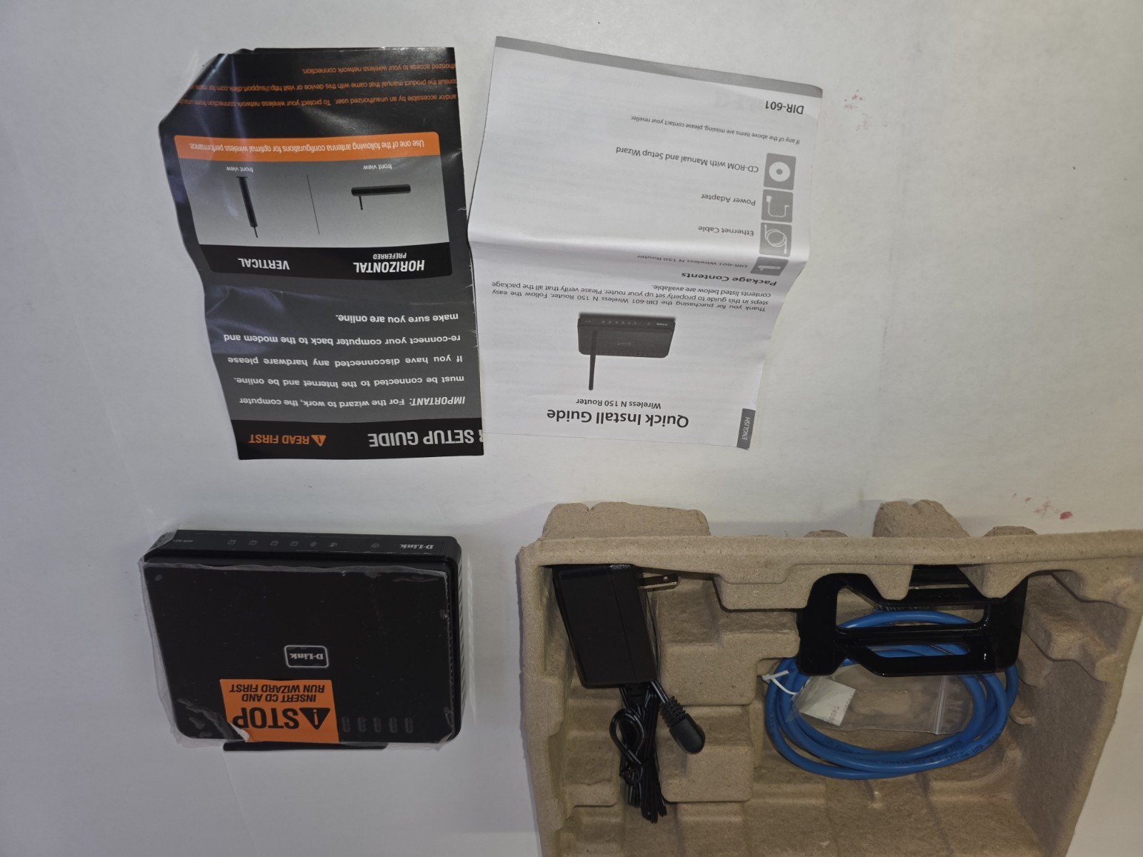 D-Link DIR-601 Wireless N 150 Home Router WiFi w/ Power Adapter  bundle