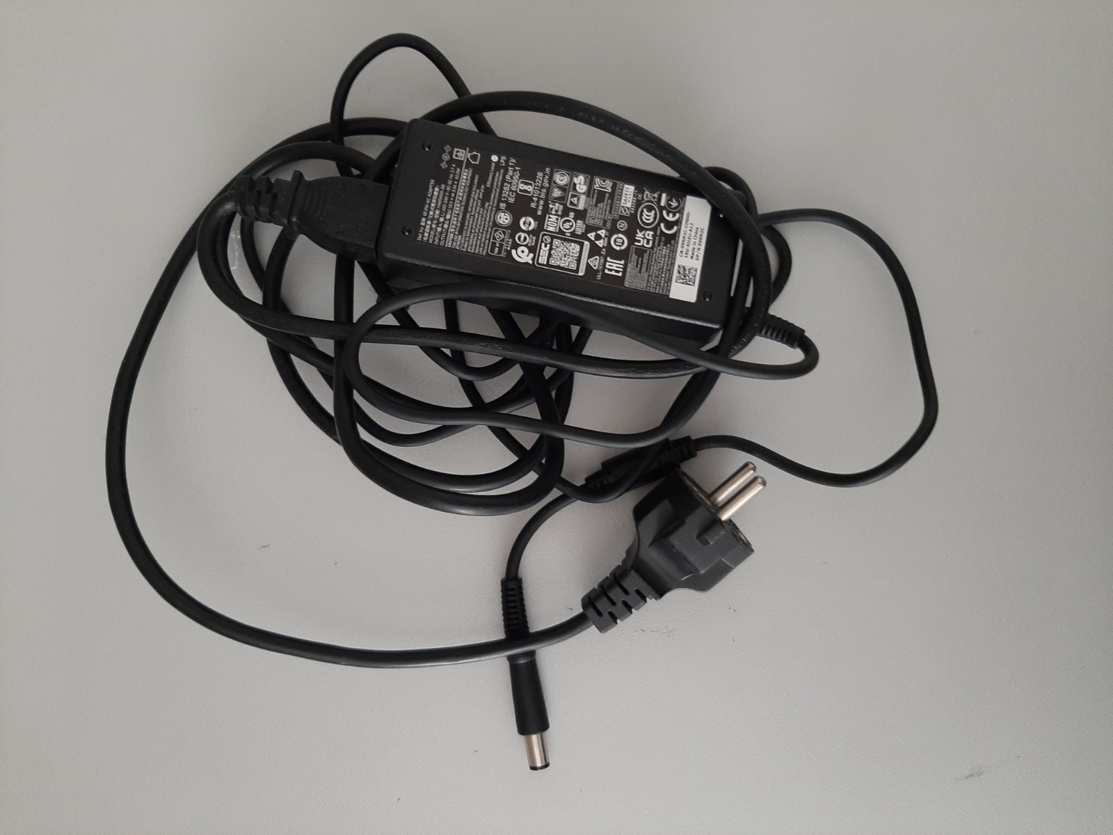Dell inc power supply 19.5V 3.34A used