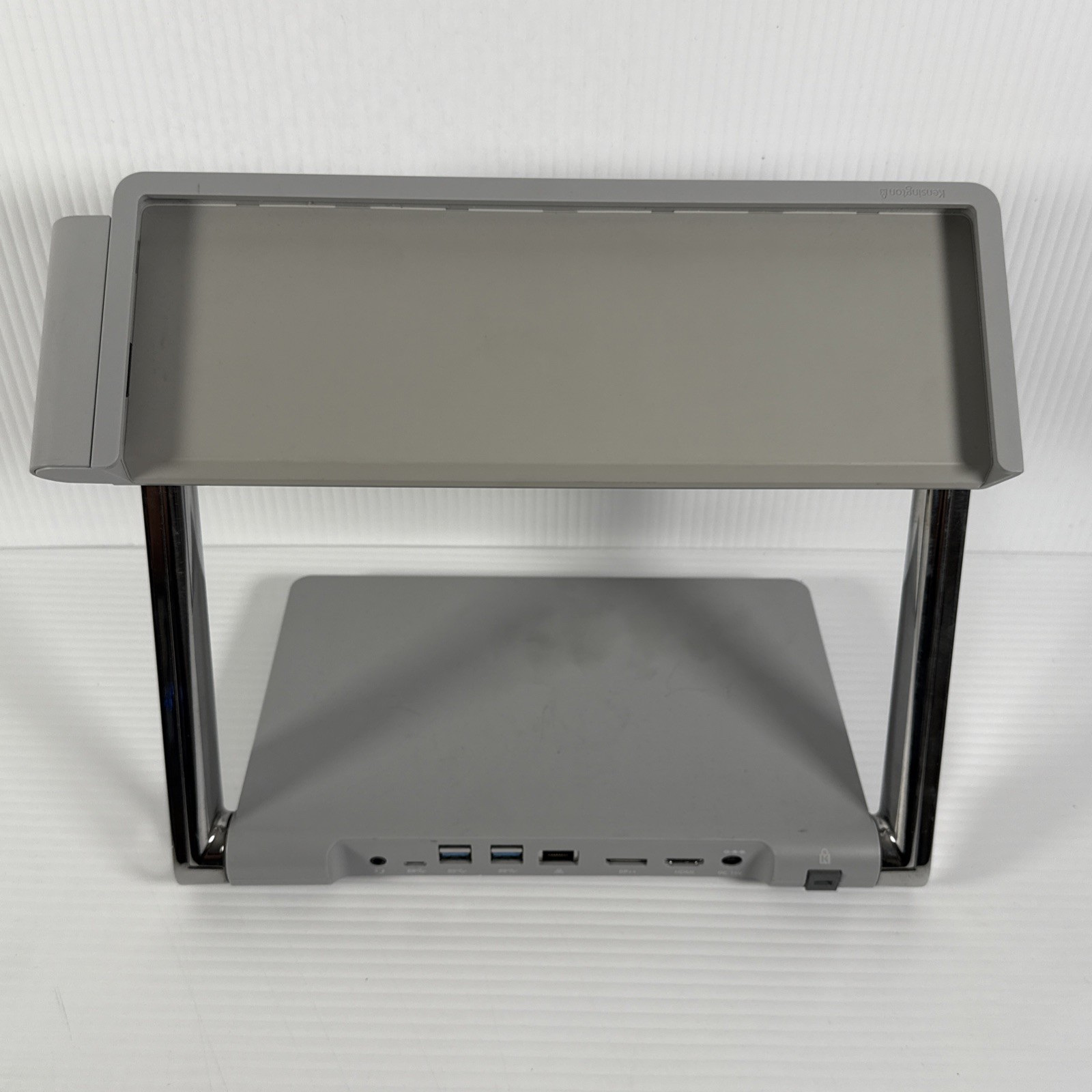 Kensington SD7000 Docking Station Only For Microsoft Surface Pro 4, 5, 6, & 7