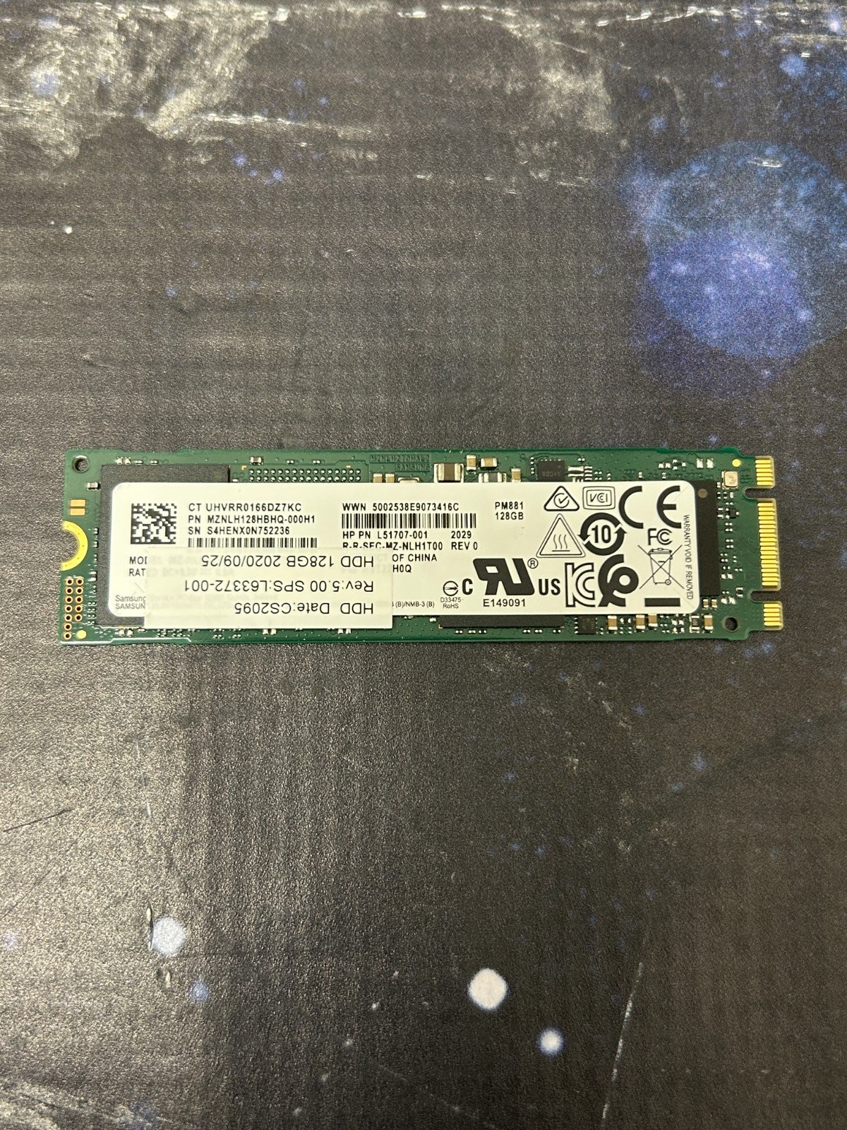 Samsung PM881 128GB M.2 SATA SSD MZNLH128HBHQ-000H1 L51707-001