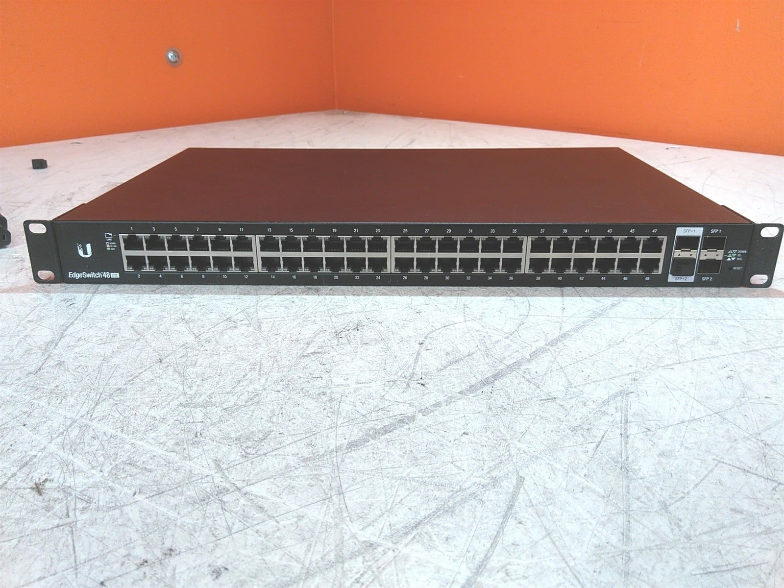 Ubiquiti Networks ES-48-LITE Edgeswitch 48 Port Gigabit Ethernet Switch