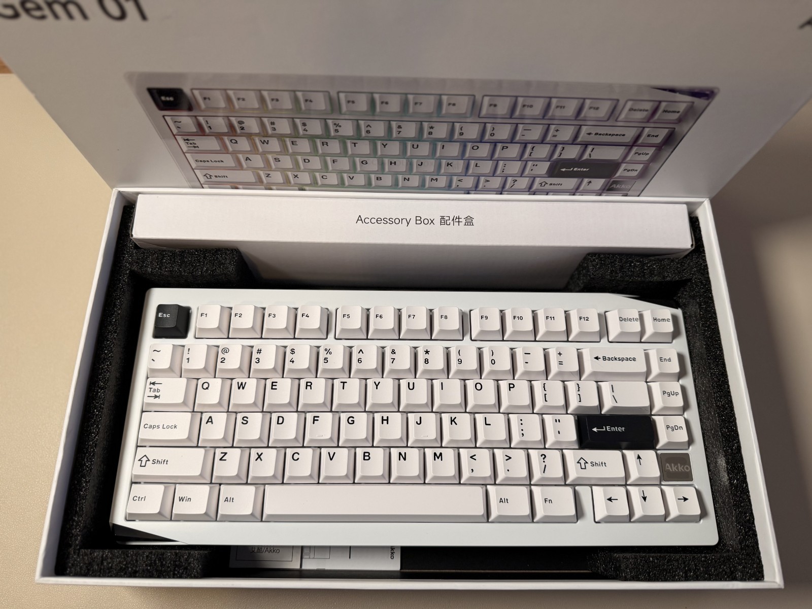 Akko Gem 01 QMK/VIA Aluminum Mechanical Keyboard - White
