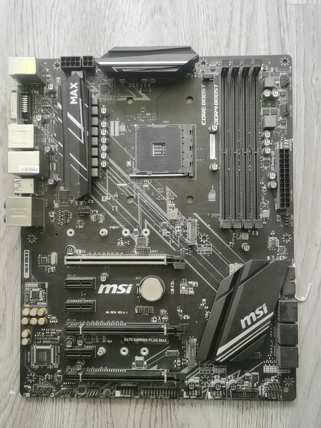 MSI X470 GAMING PLUS MAX AMD X470 AM4 DDR4 ATX HDMI DP DVI Desktop Motherboard