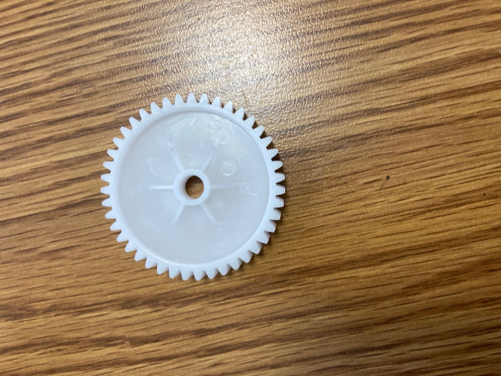 HP P/N RU5-0955 GEAR NEW (from old stock)