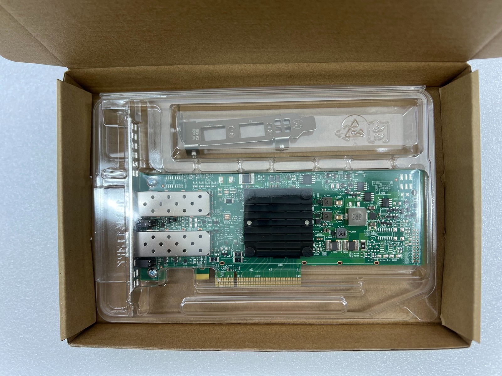 Broadcom BCM957412A4120AC Dual-Port 10GbE SFP+ PCIe 3.0x8 P210P Network Adapter