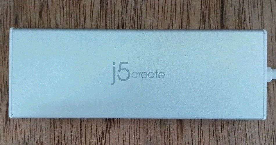 j5create - USB 3.0 Mini Dock HDMI & VGA Dual Display Gigabit Ethernet Hub JUD380