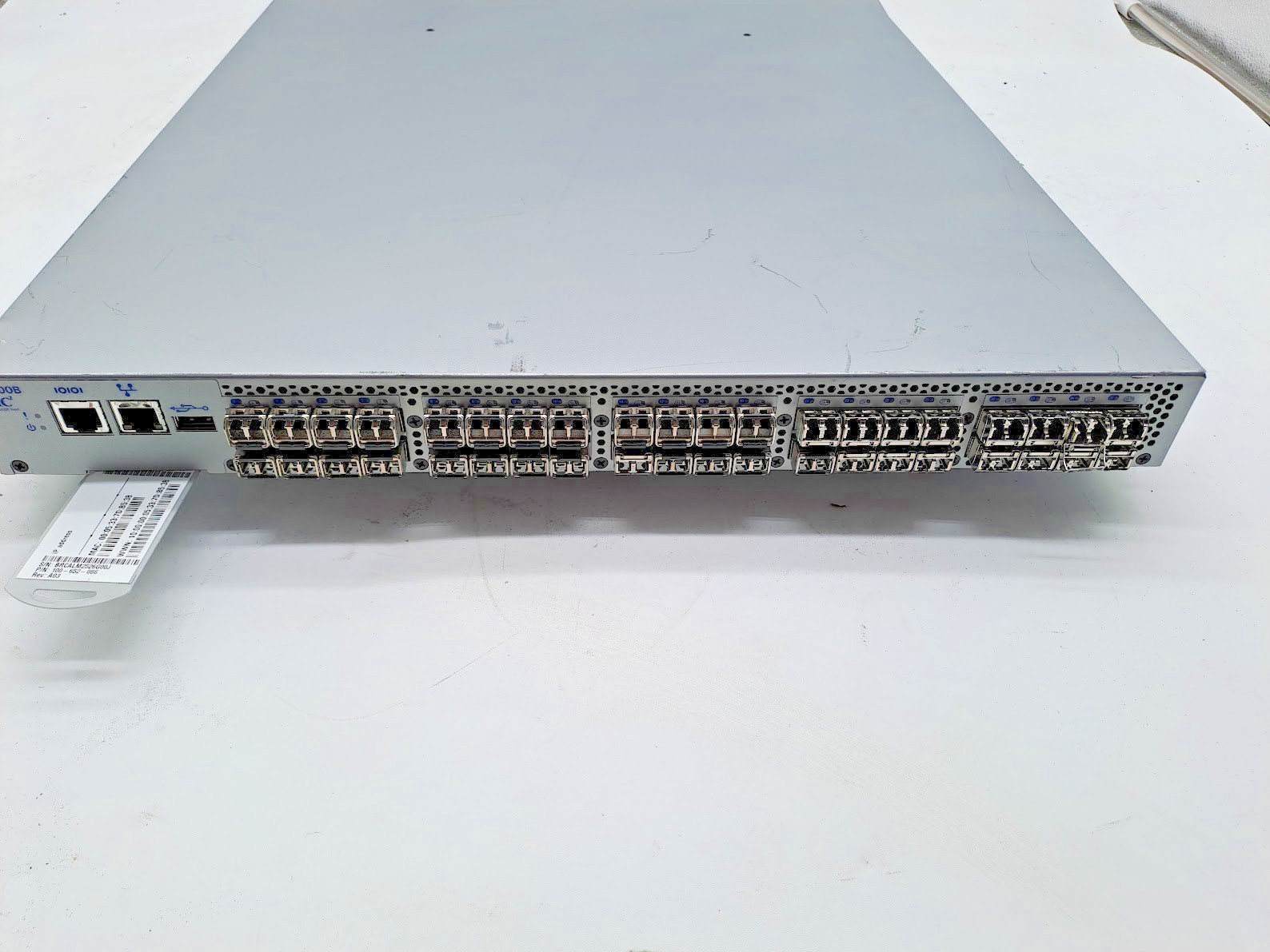 EMC Brocade DS-5100B 40-Port 8Gb W/2x power supply FC SAN Switch