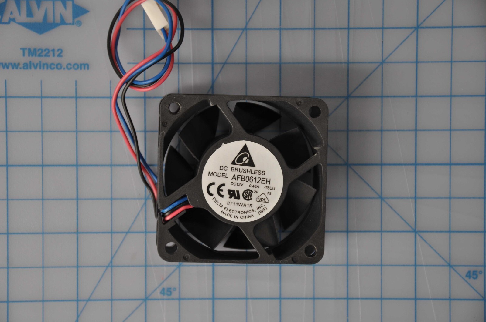 DELTA ELECTRONICS J2350 DC12V 0.48A 60-60-25mm Cooling Fan Grade A AFB0612EH