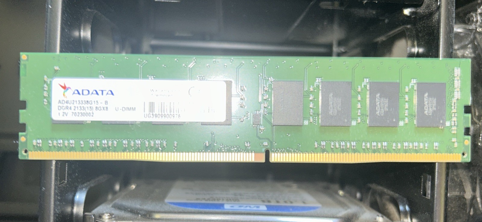 Original ADATA 8GB DDR4 2133MHz CL15 DIMM AD4U213338G15-B Speicher Memory RAM
