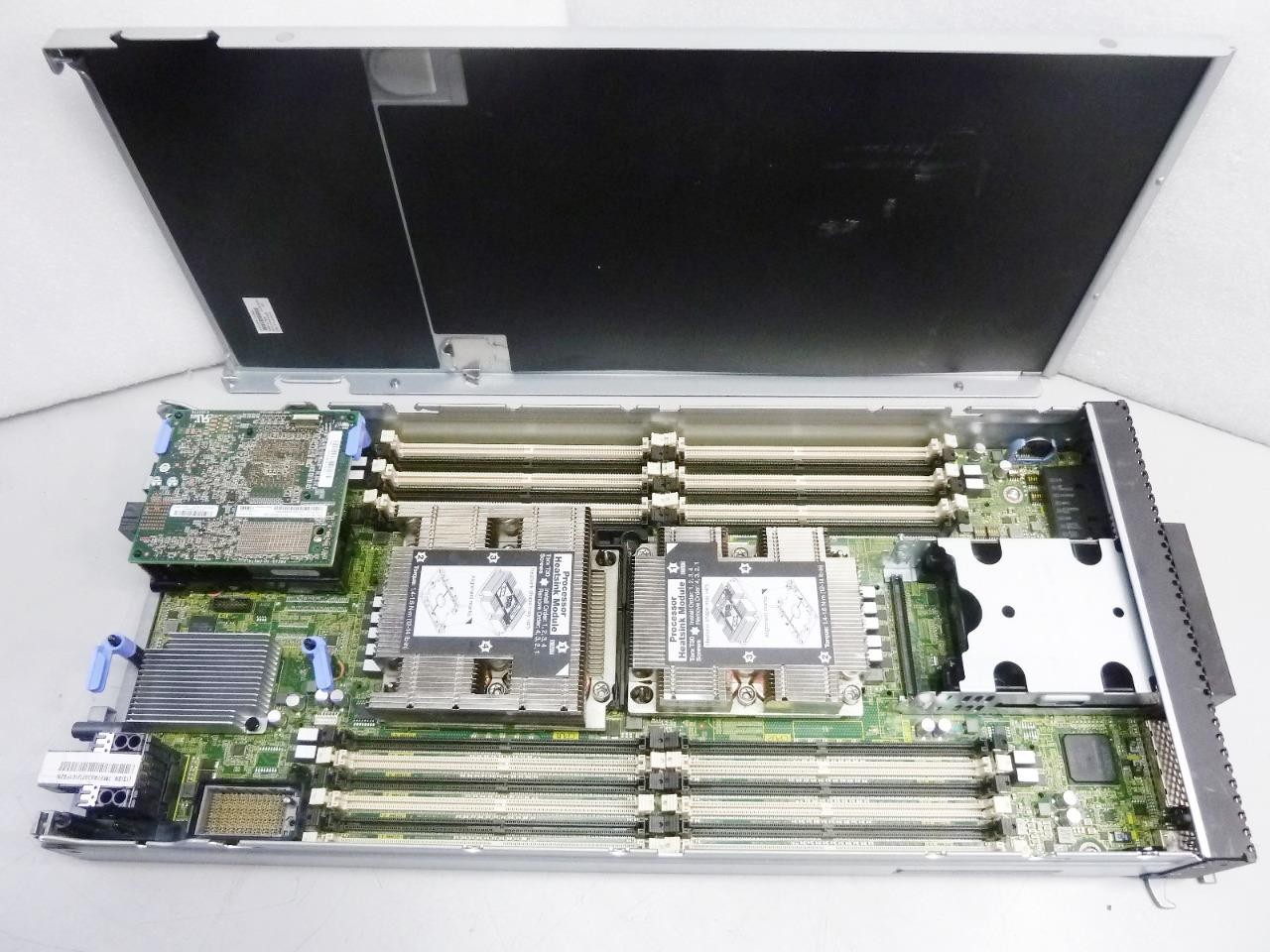 Lenovo ThinkSystem SN550 Blade | 7X16 | 01KP356 | Drives and RAM not included
