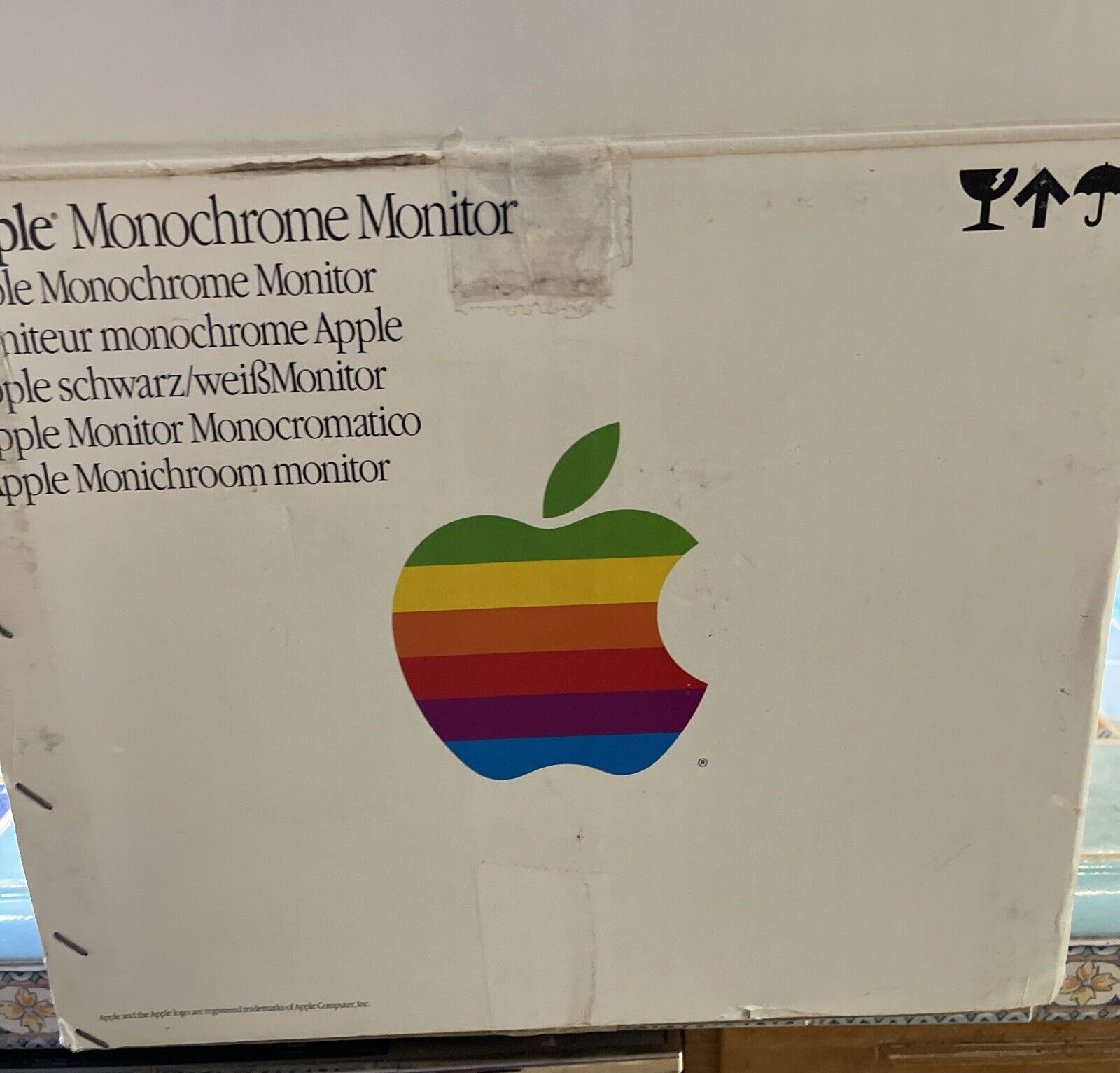 NEW NOS Apple II Monchrome Monitor A2M6016  Rare
