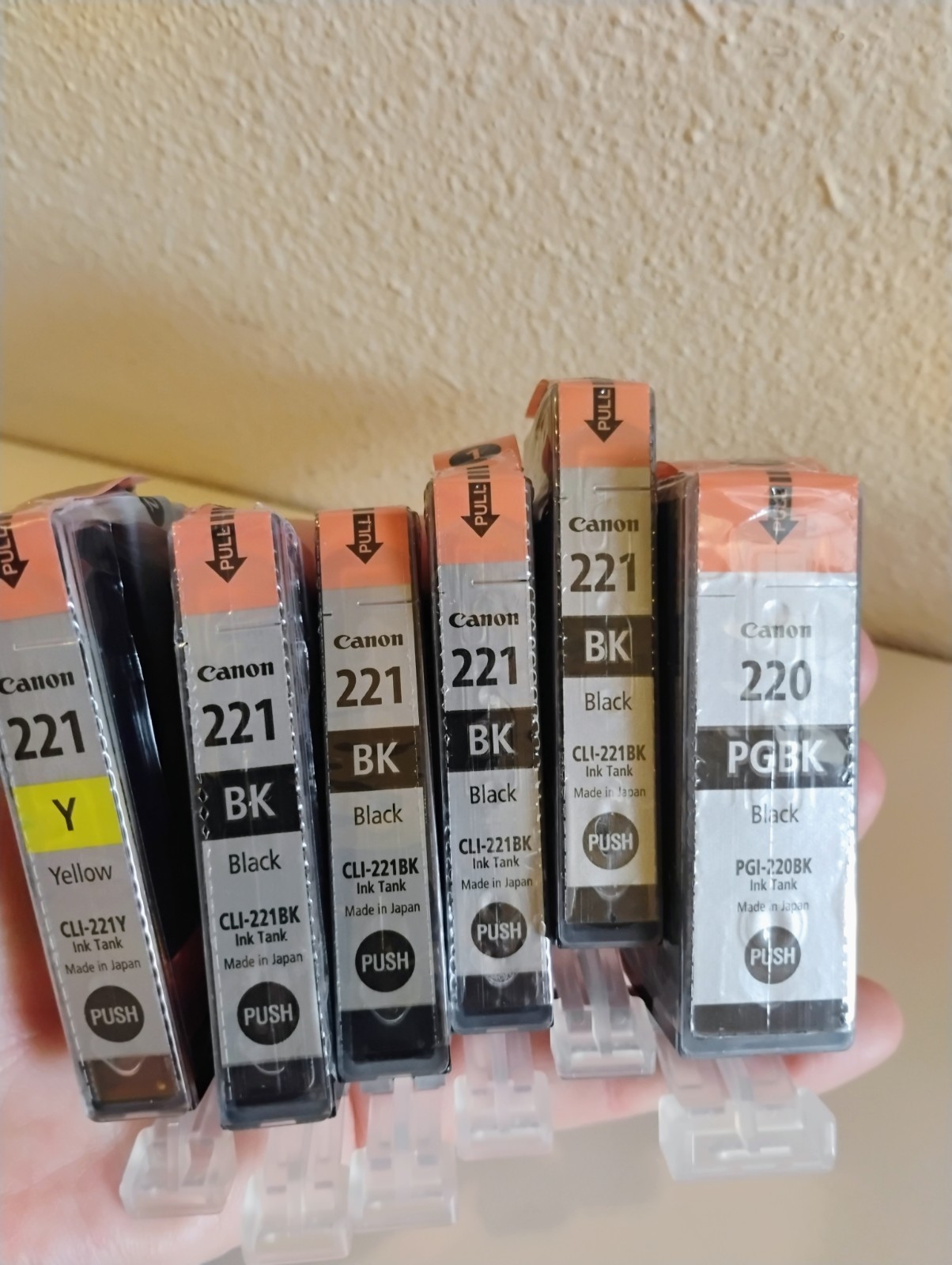 Set of 6, Genuine Canon 221 Black 4, Yellow 221,Canon PGi 220 BK BLACK noir PGBK