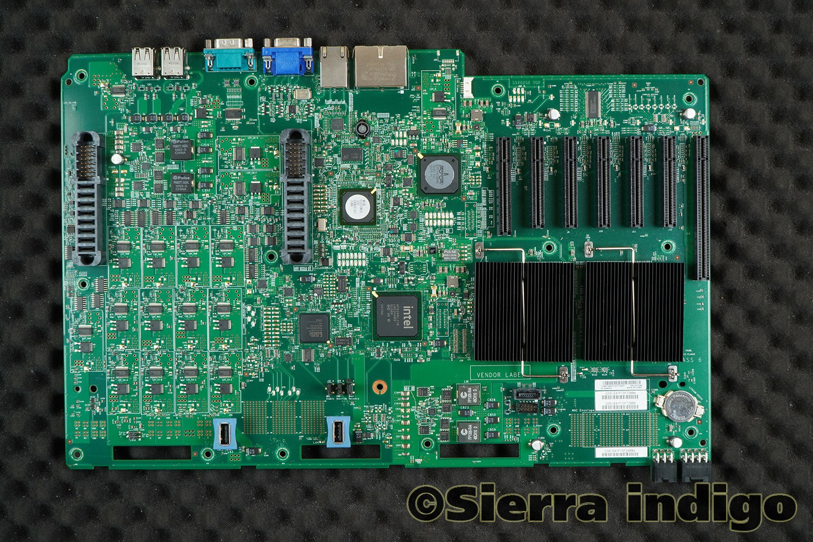 81Y1265 IBM i/o Board 69Y1850 Motherboard