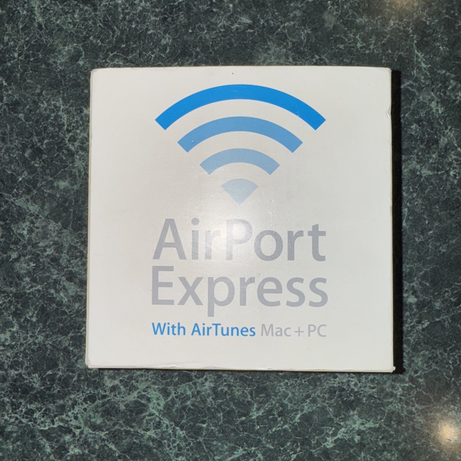 Apple Airport Express 54 Mbps Wireless N Base Station - White A1084 