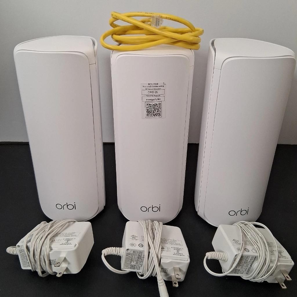 Netgear Orbi RBE773 770 Series BE11000 Tri-band Mesh Wi-Fi 7 System (3-pack)