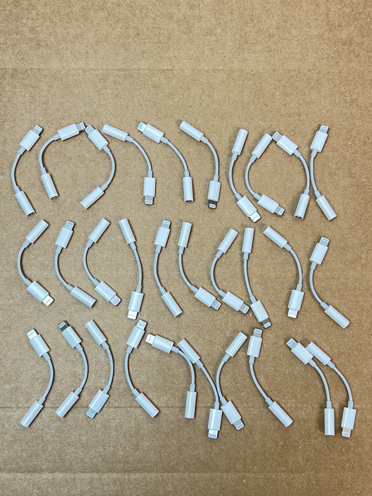 30 Pcs Original Apple Lightning to 3.5mm Headphone Jack Adapter ?MMX62AM/A A1749