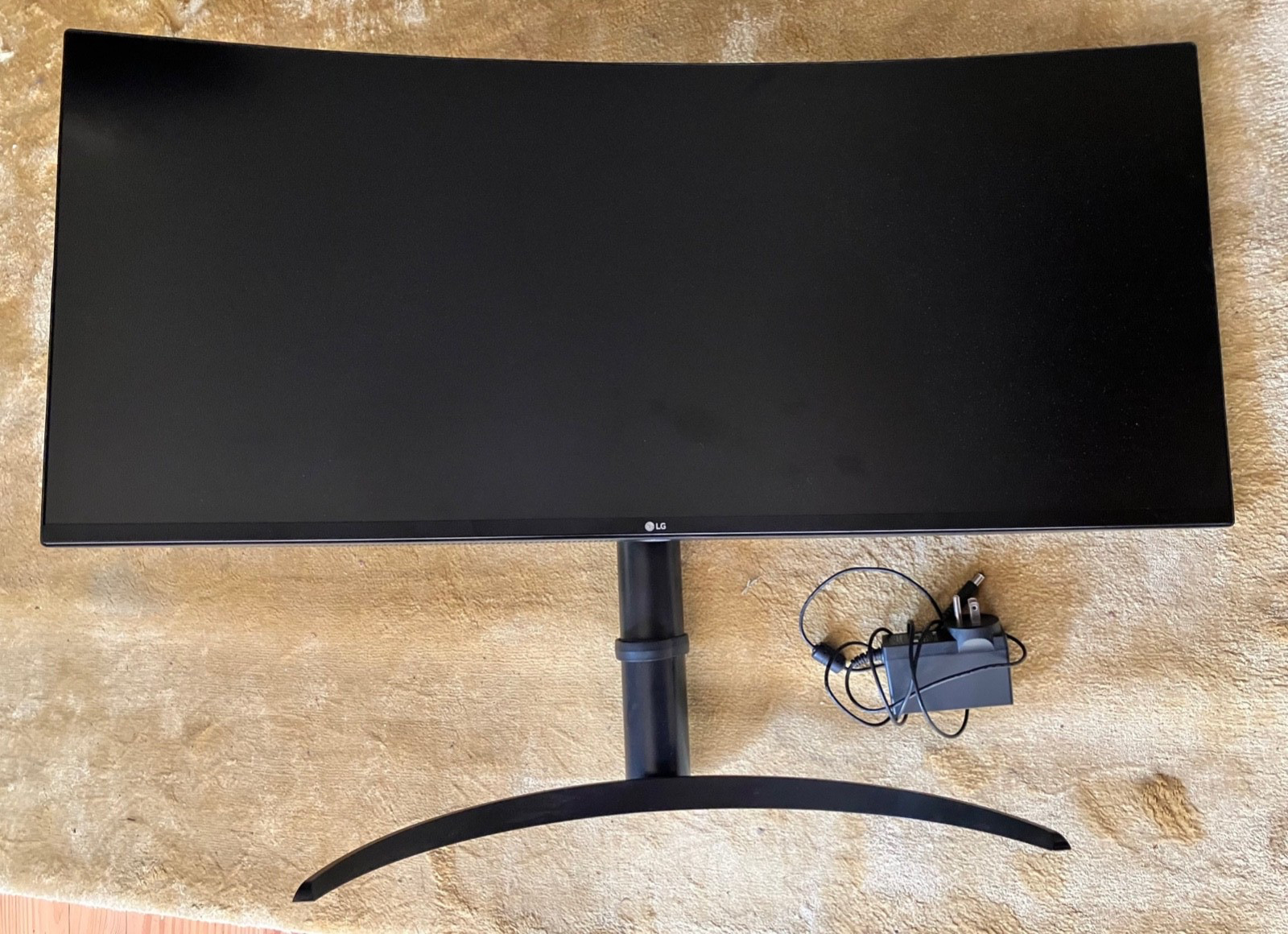LG 34WP65C-B   34-Inch Curved UltraWide Monitor...