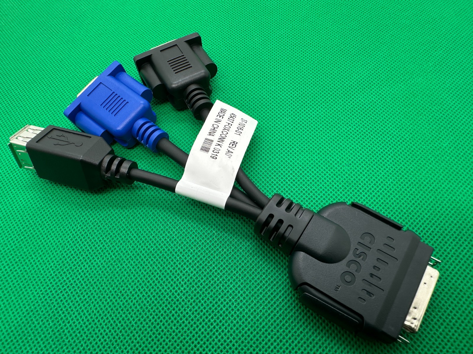 1PC NEW HP Cisco UCS Vga DB9 KVM cable USB RS232 37-1016-01 45437 Foxconn #DA