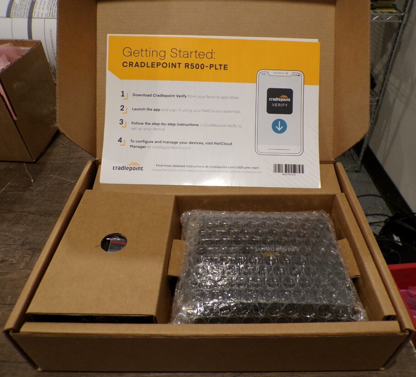 Cradlepoint R500 PLTE C7C Netcloud Series Ruggedized Router Wifi Wi-Fi