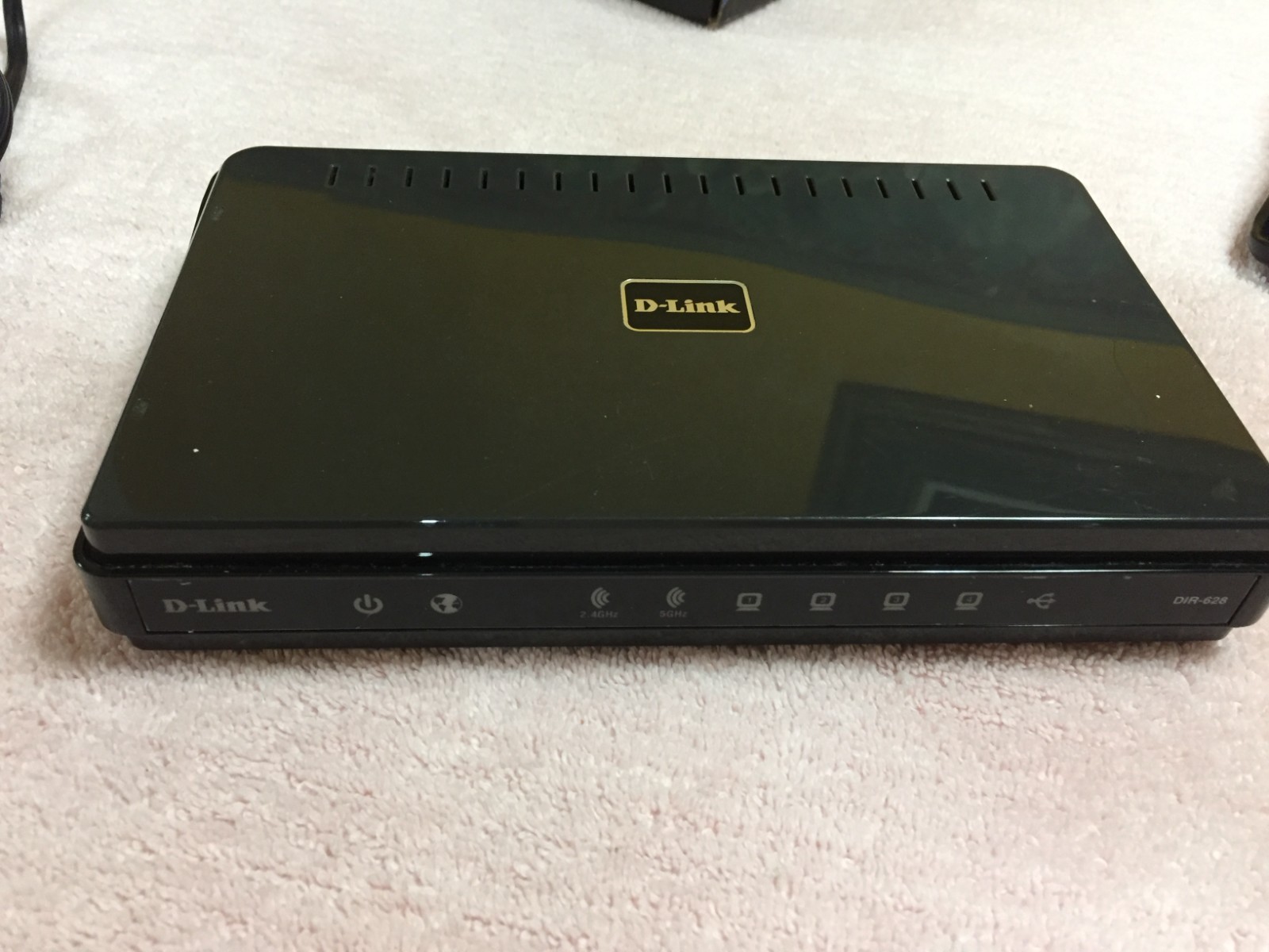 D-Link RangeBooster N DIR-628 54 Mbps 4-Port 10/100 Wireless N Router (DIR-628)