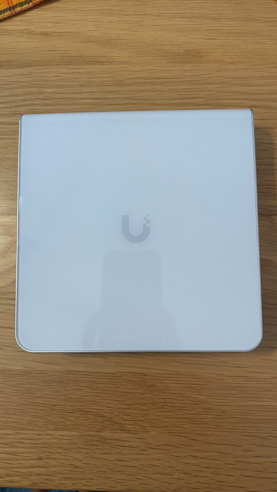 Ubiquiti Networks U6-IW-US Enterprise In-Wall Wireless Access Point with box