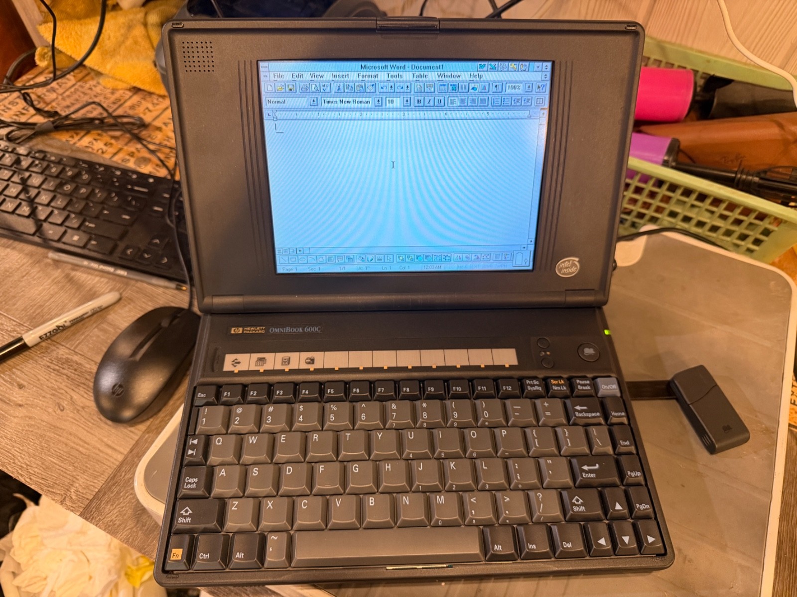 HP OMNIBOOK 600c Collection 1997 Ultra Mobile VINTAGE PC - 486 75mhz Windows 3.1