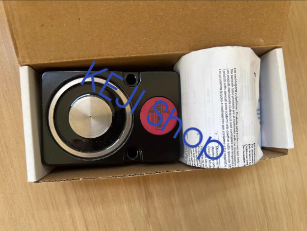 1PCS NEW EUCHNER safety switch CEM-A-LH10K-S3 Fast Shipping Via DHL/FedEX