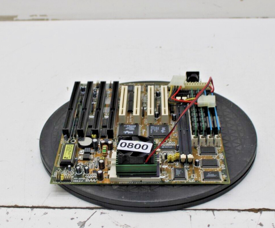 AZZA PT-5IVH E153314 V 3.0 AT Motherboard w/ Cyrix 6x86L-PR200+ 150MHz 32MB Ram