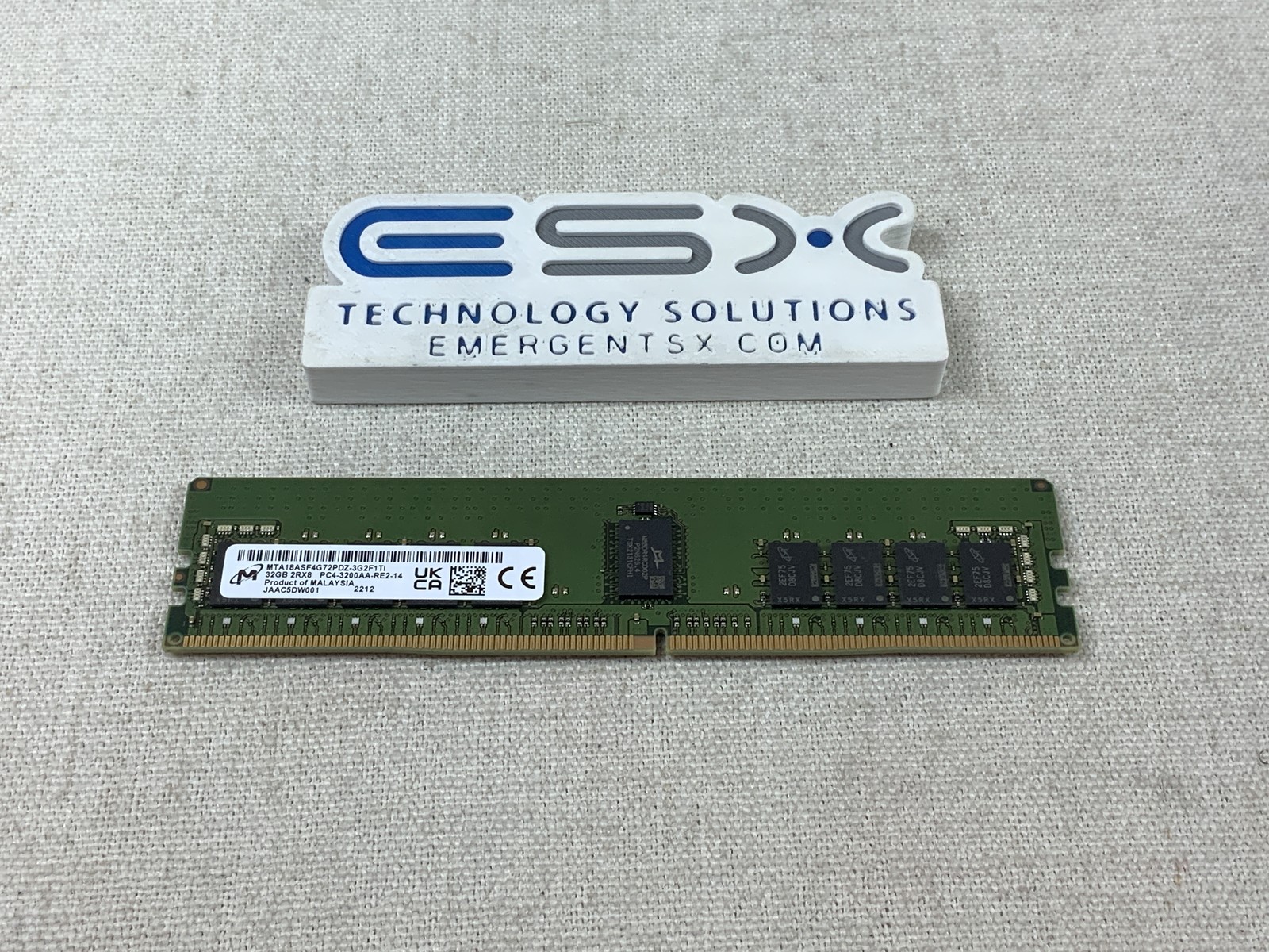 Micron MTA18ASF4G72PDZ-3G2 32GB 2Rx8 PC4-3200AA DDR4 ECC Server Memory RDIMM