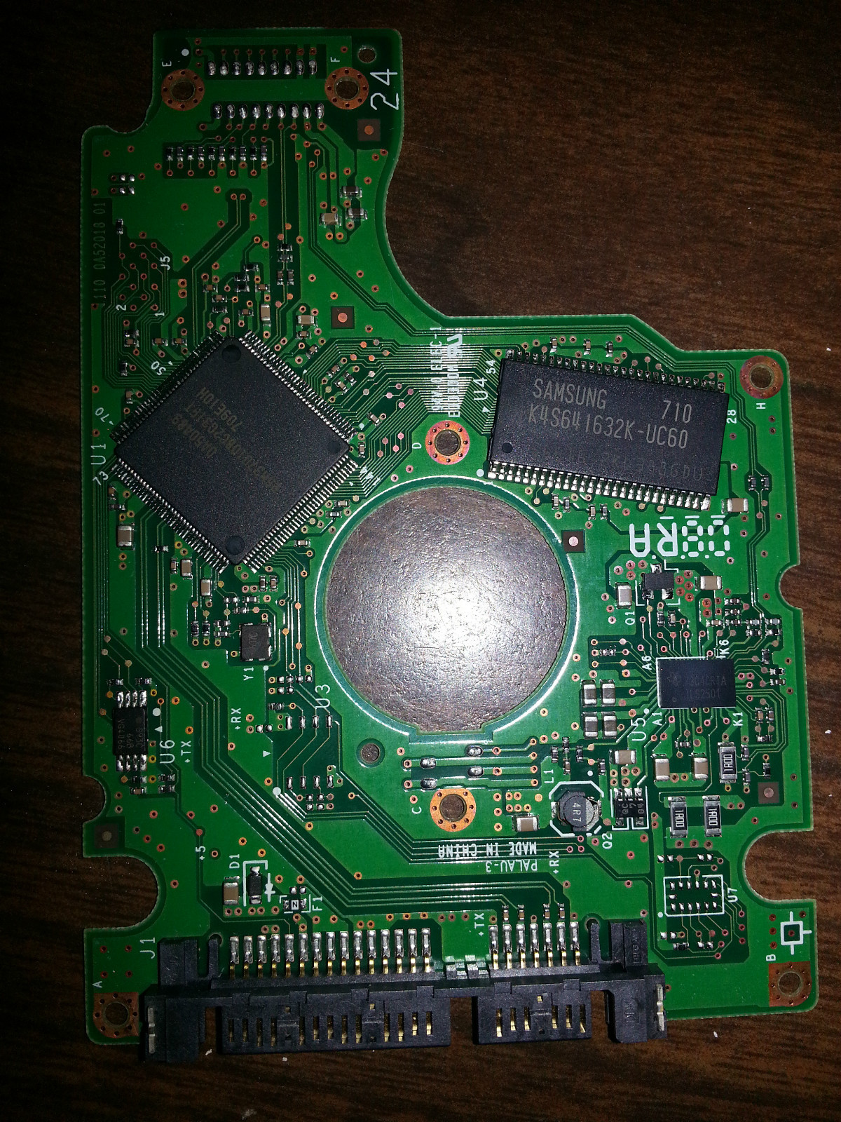 BOARD ONLY Hitachi HTS541680J9SA00 SATA PCB:220 0A52018 01 PN:0A53318 MLC:DA1905