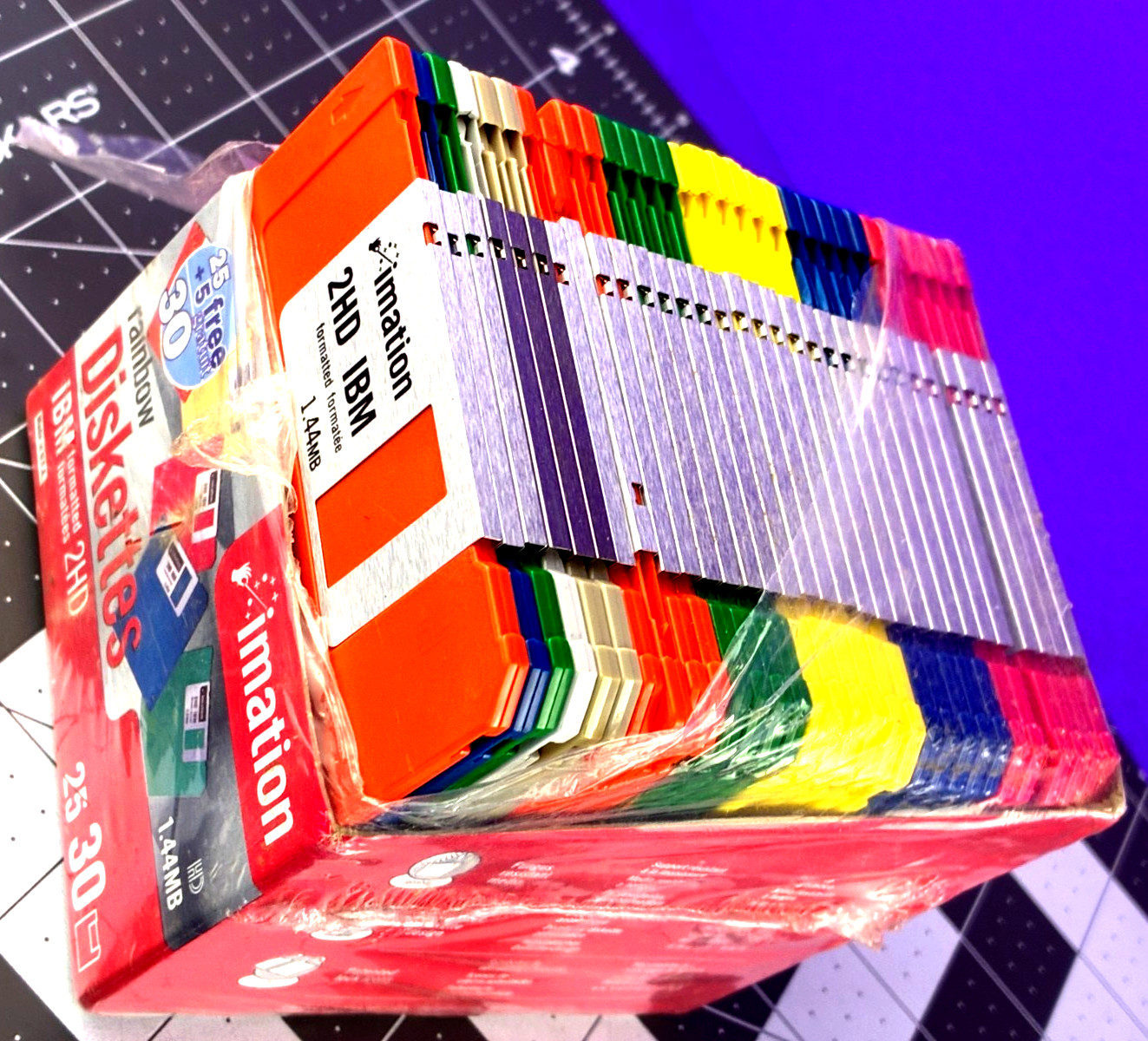 IBM Imation 2HD IBM 30 Rainbow Diskettes 1.44 MB Mine Craft   SM
