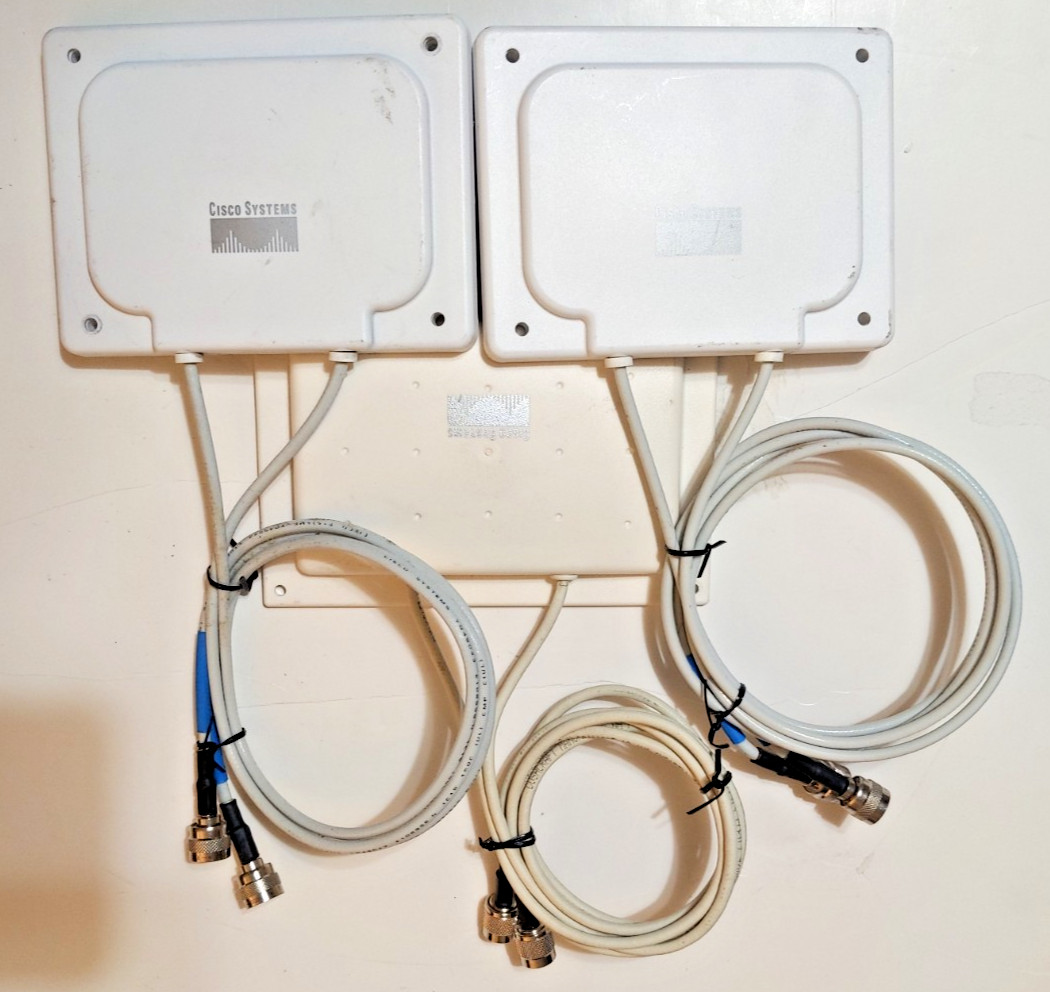 Lot of 3 Cisco Aironet Patch Antenna 2x AIR-ANT5170P-R 5GHz + AIR-ANT2012 RP-TNC