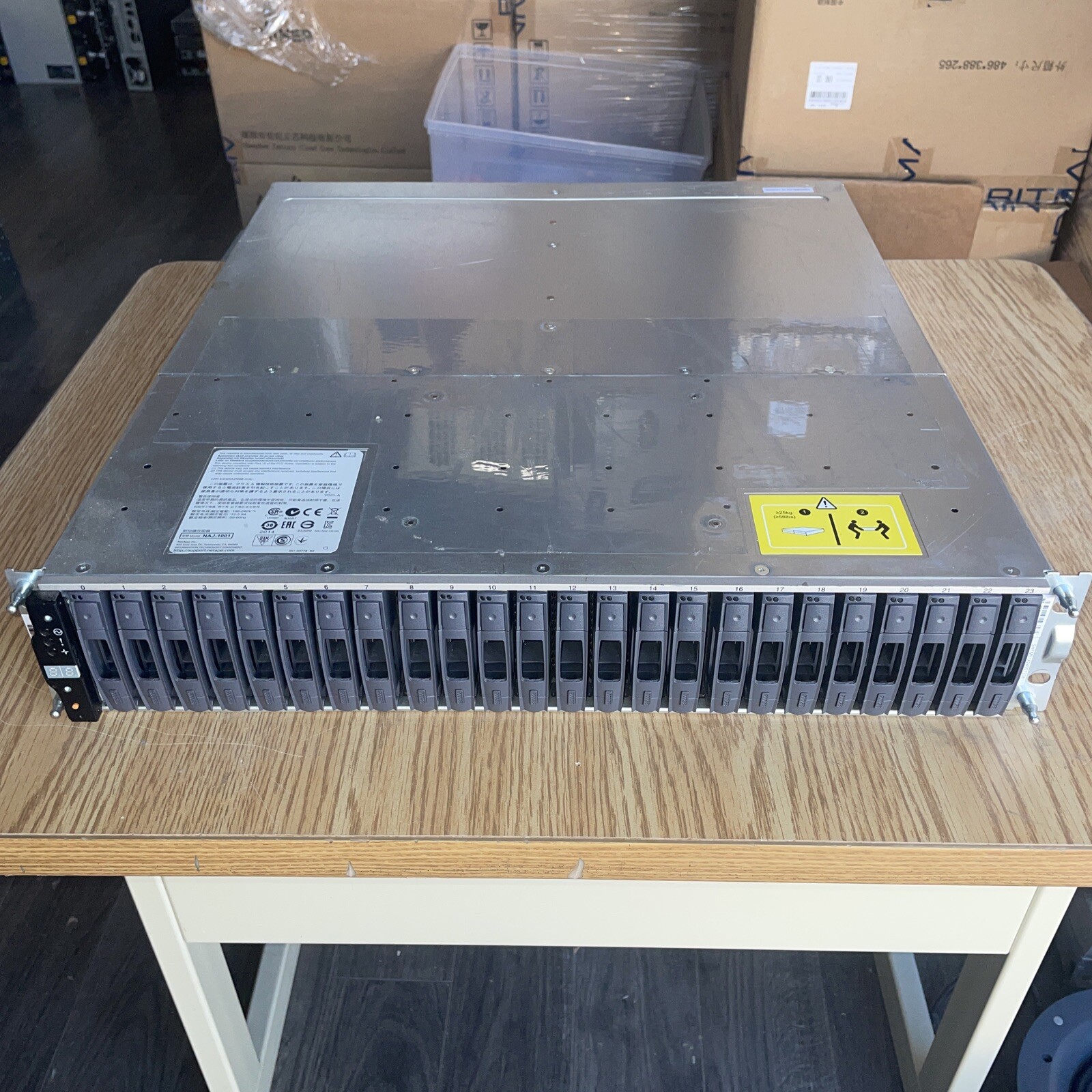NetApp NAJ-1001 24 Bay Array 2x IOM6 Controllers/ 2x Power Supplies/24x 900GB HD
