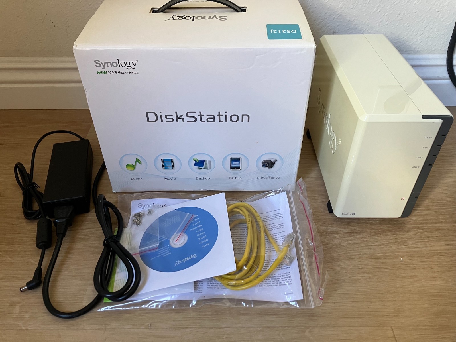 Synology DiskStation DS212J NAS 2-Bay (Diskless)
