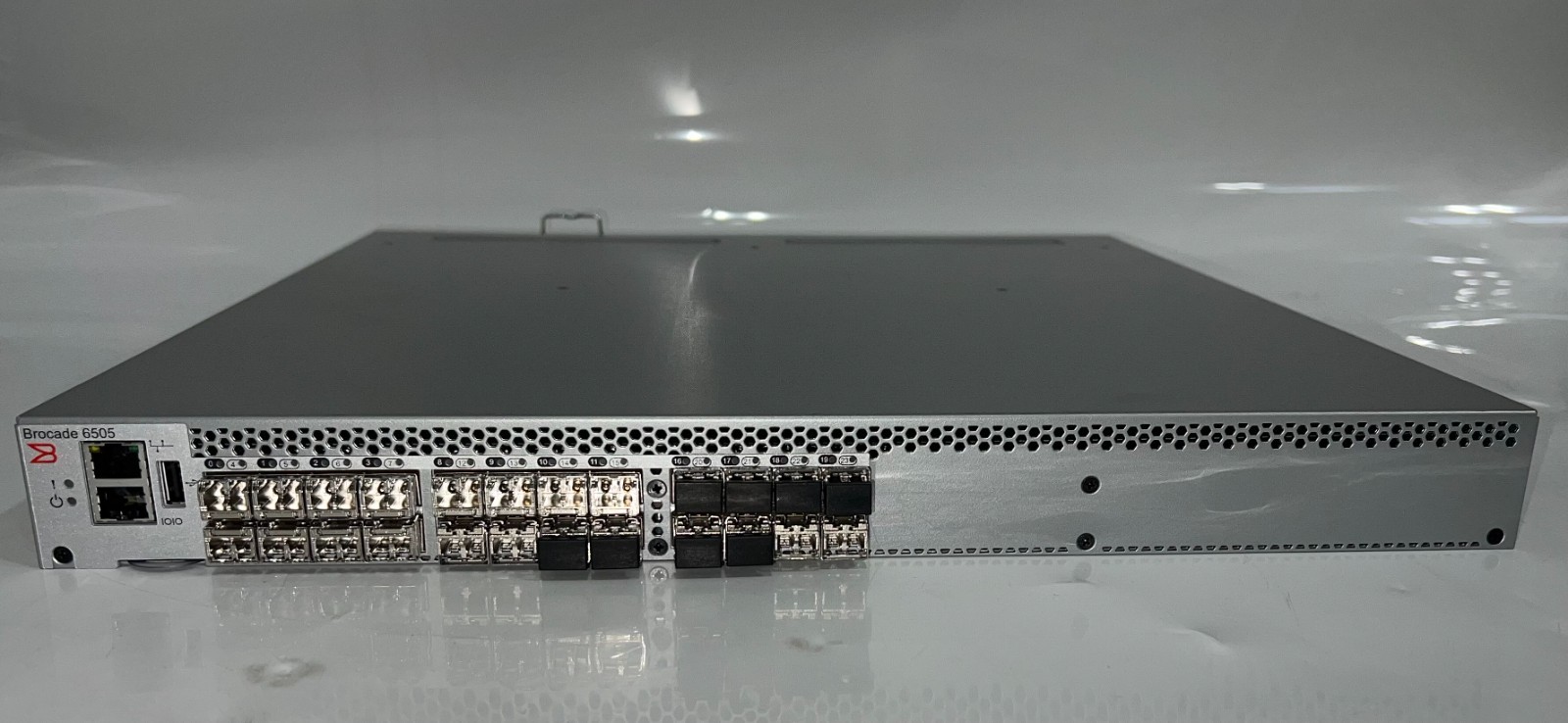 Brocade 6505 Active Fiber Channel Switch, DL-6505-12-8G-0R